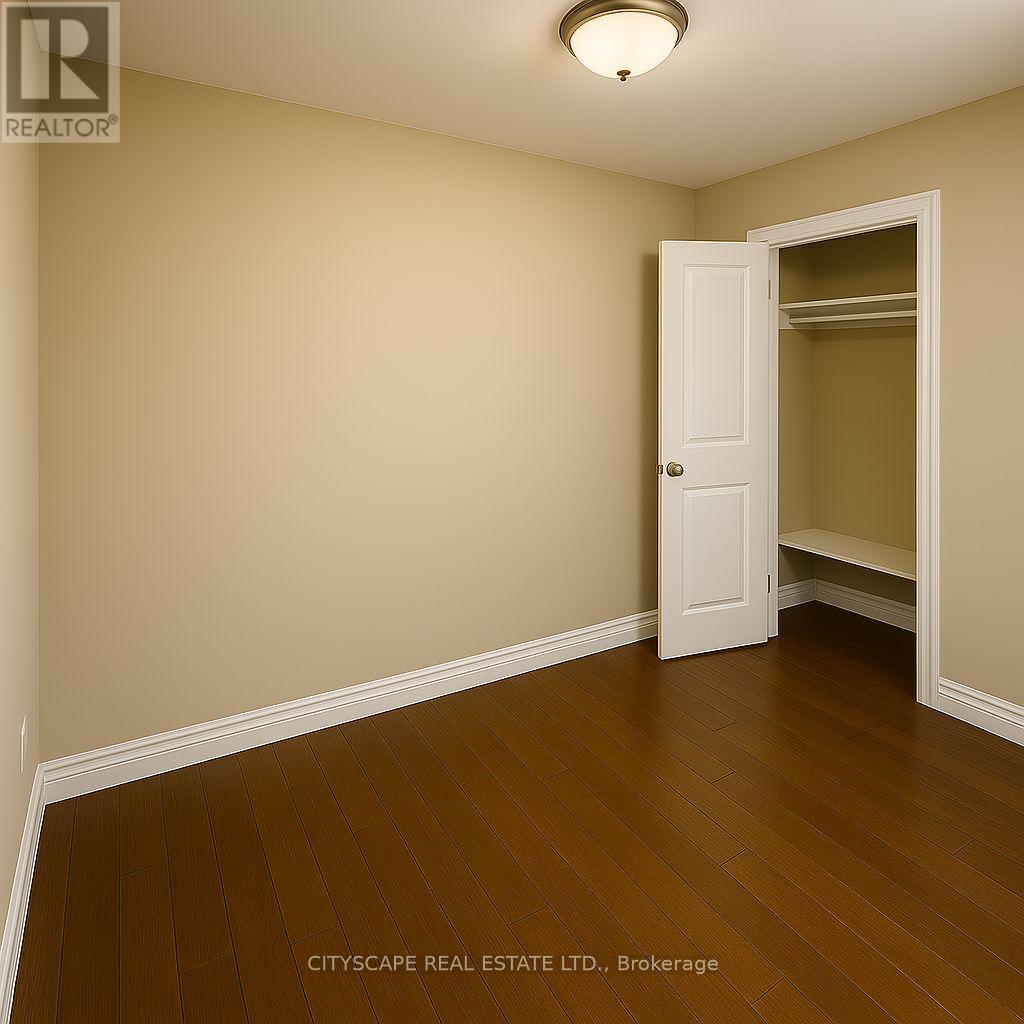 Photo 7 of 951 Dufferin Street, Toronto ON
