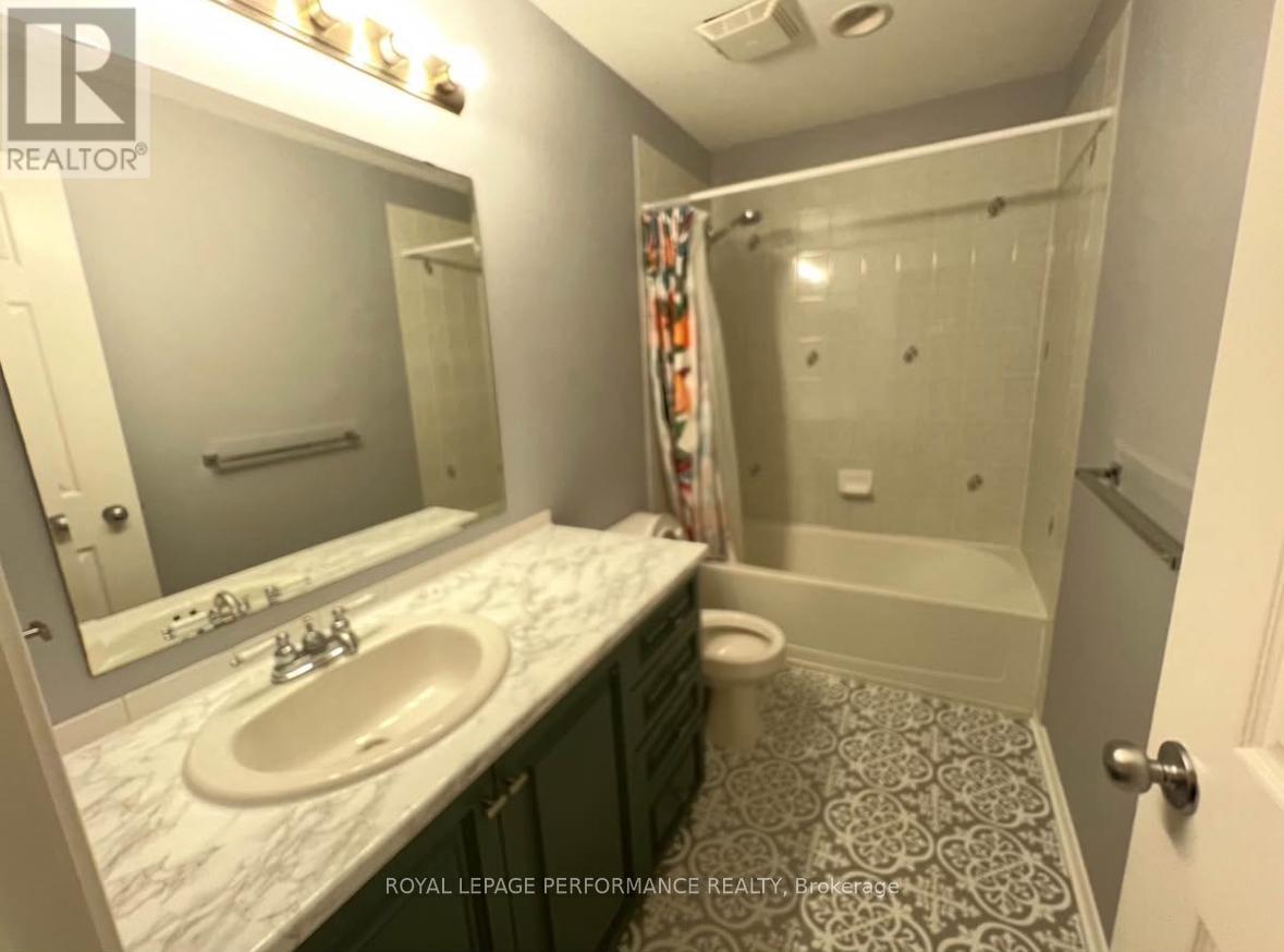 Photo 11 of 521 Louis Toscano Drive, Ottawa ON