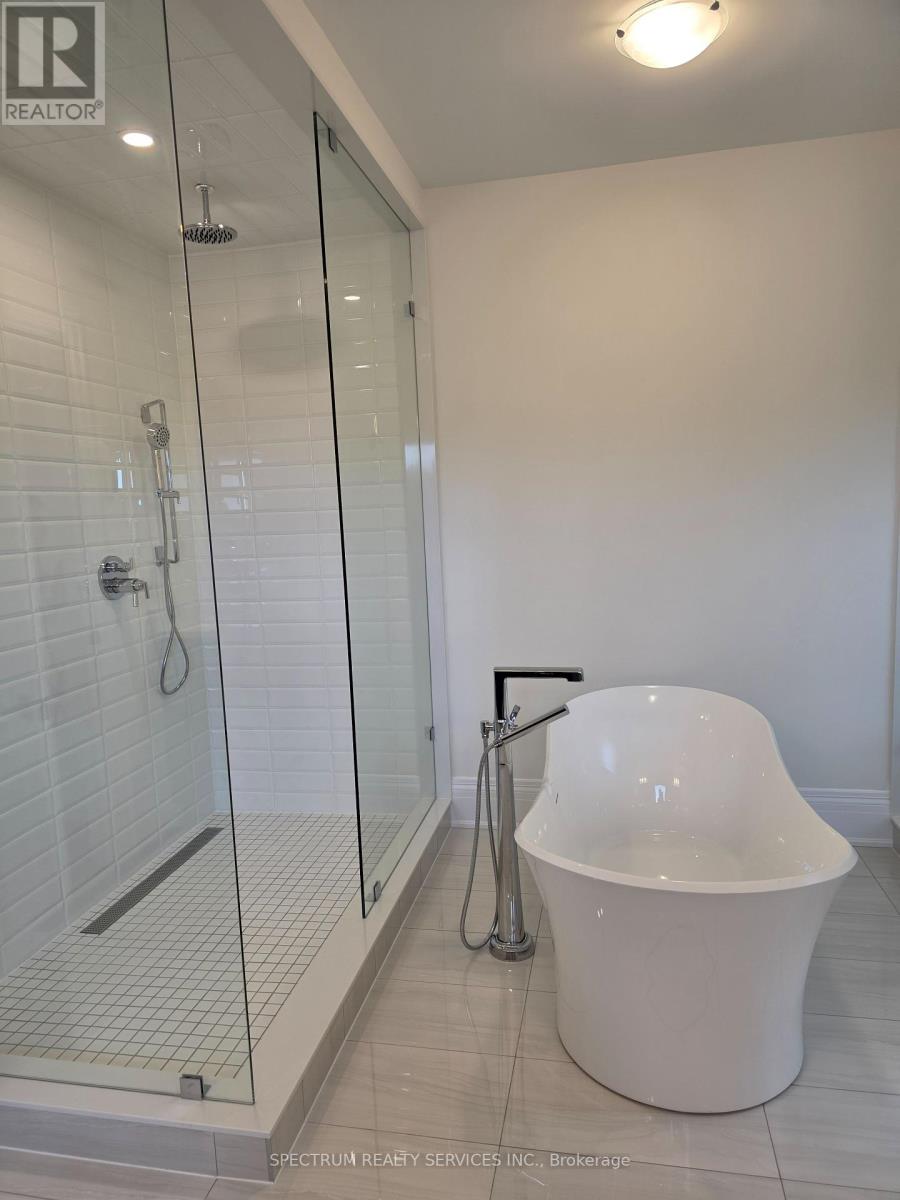 Photo 22 of 32 Seraville Street, Vaughan ON