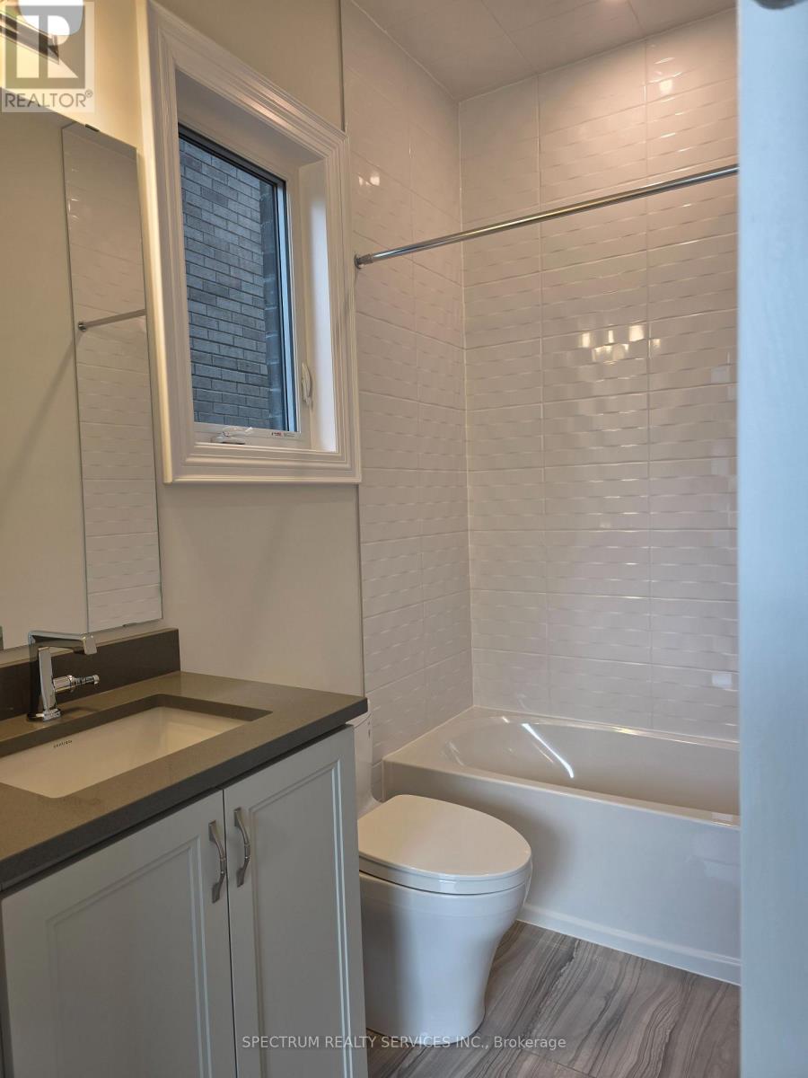 Photo 20 of 32 Seraville Street, Vaughan ON