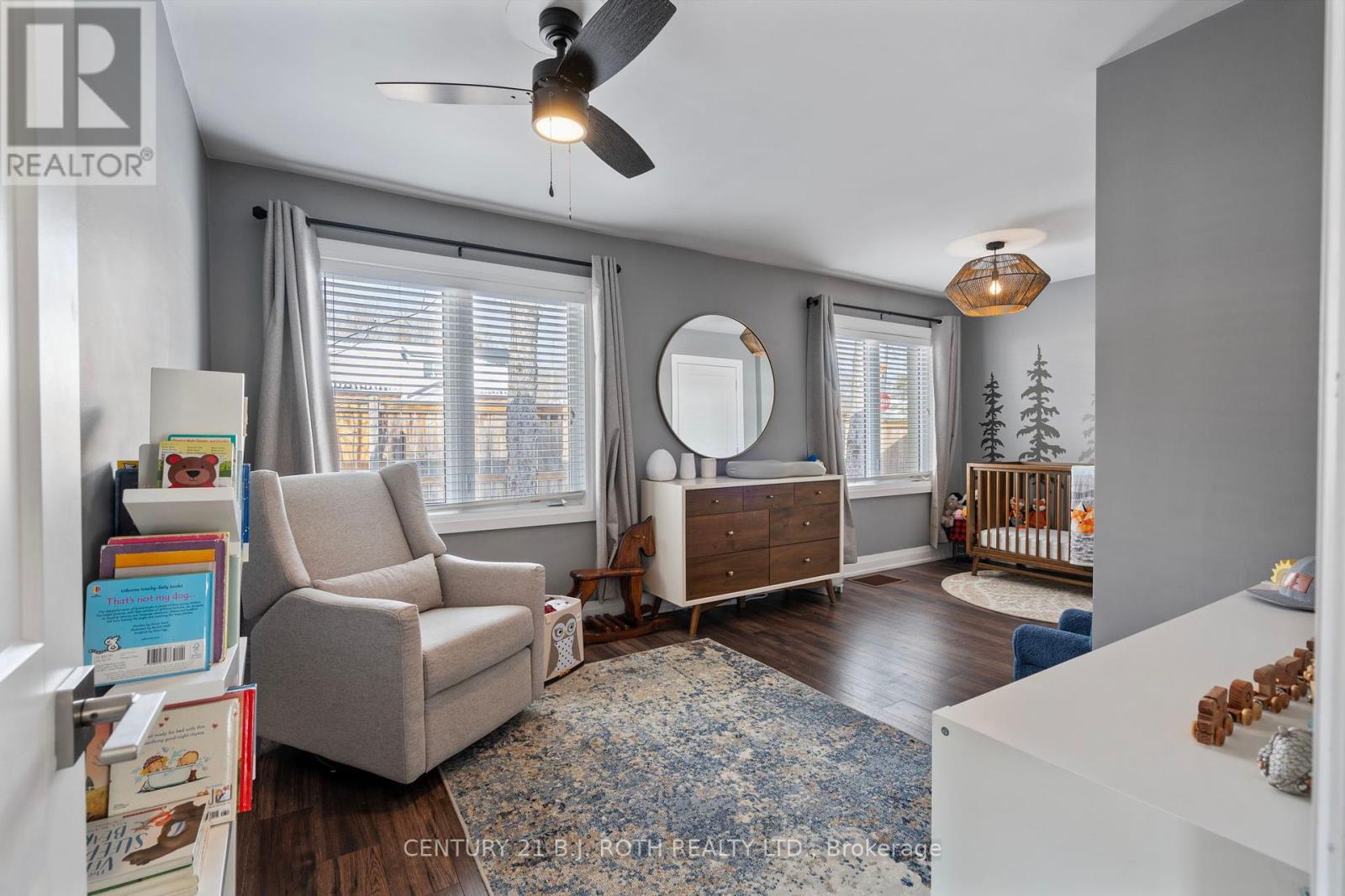 Photo 13 of 88 Puget Street, Barrie ON