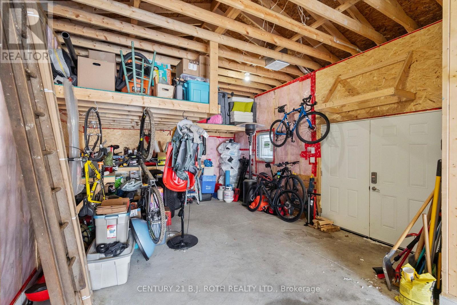 Photo 6 of 88 Puget Street, Barrie ON