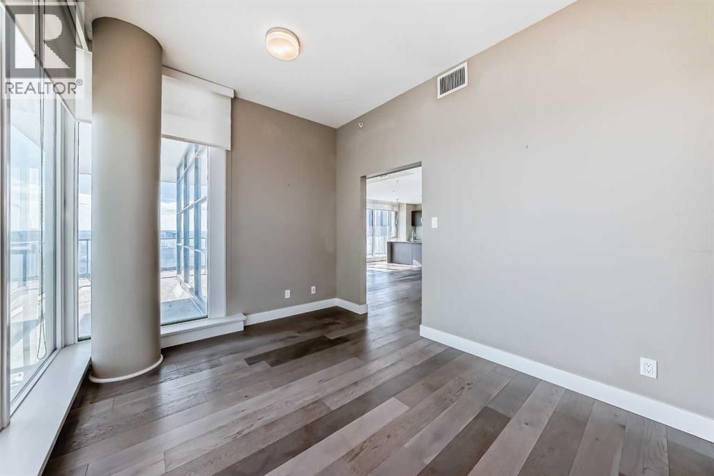 Single Family House for Sale in    Street SE Beltline Calgary 