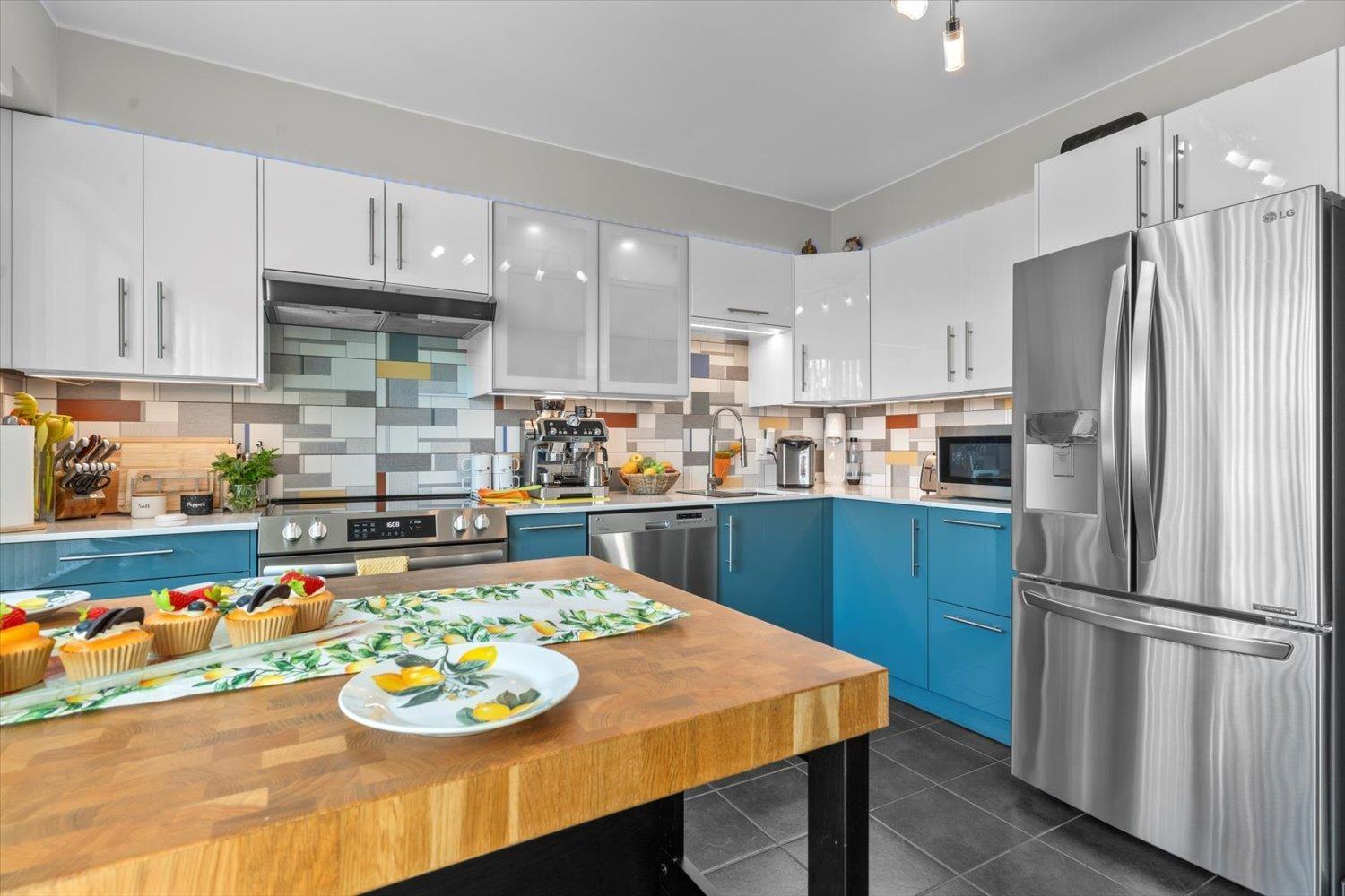 Photo 12 of 401 3150 Gladwin Road, Abbotsford BC