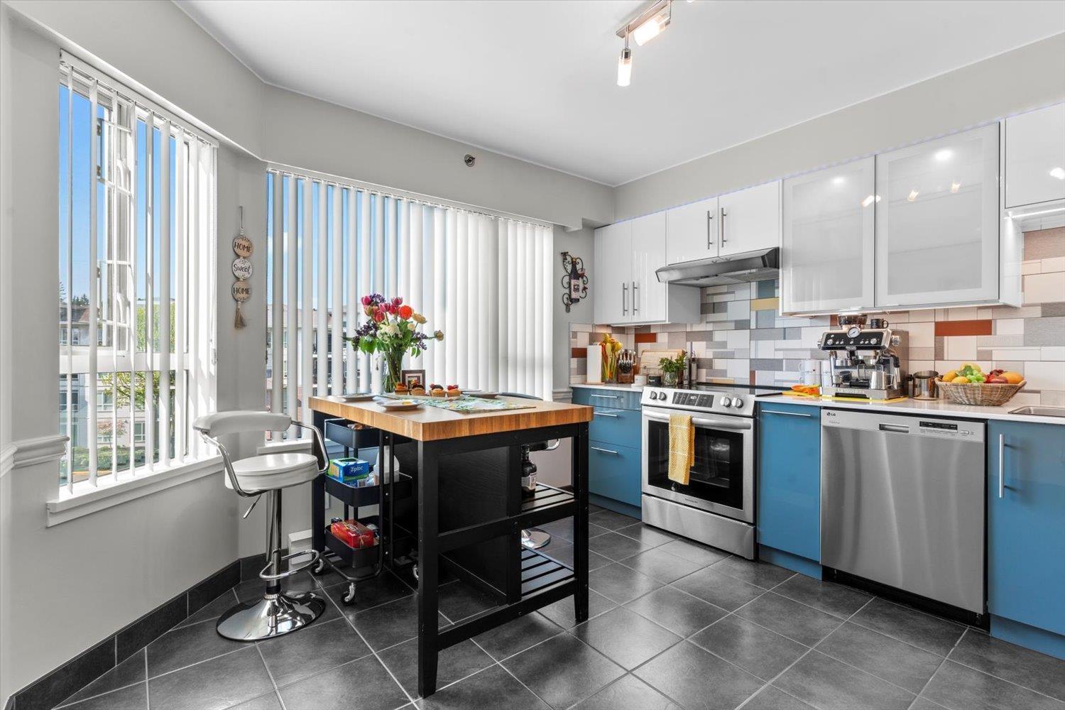 Photo 14 of 401 3150 Gladwin Road, Abbotsford BC