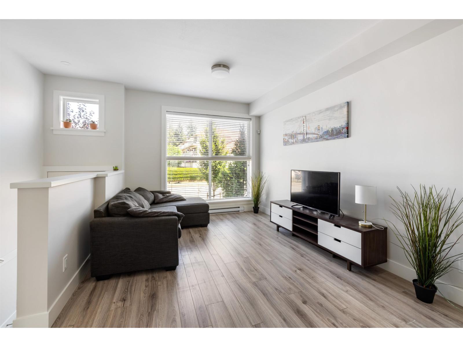 Photo 22 of 28 2505 Ware Street, Abbotsford BC