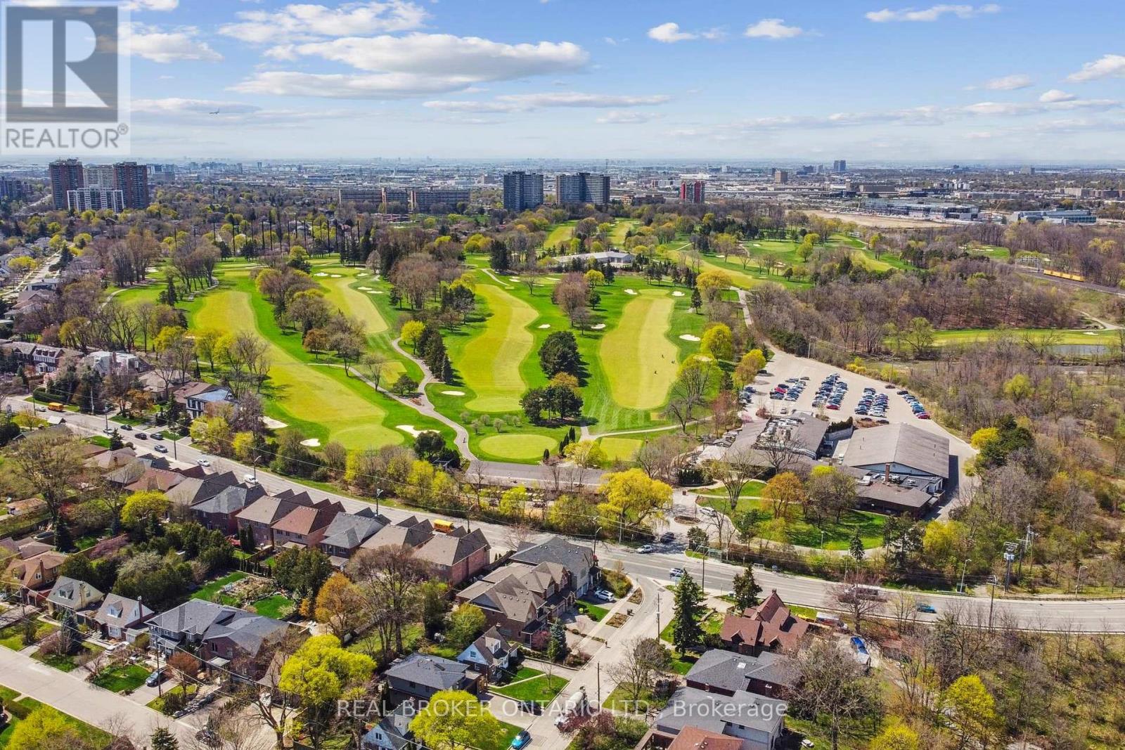Photo 29 of 38 Riverview Heights, Toronto ON