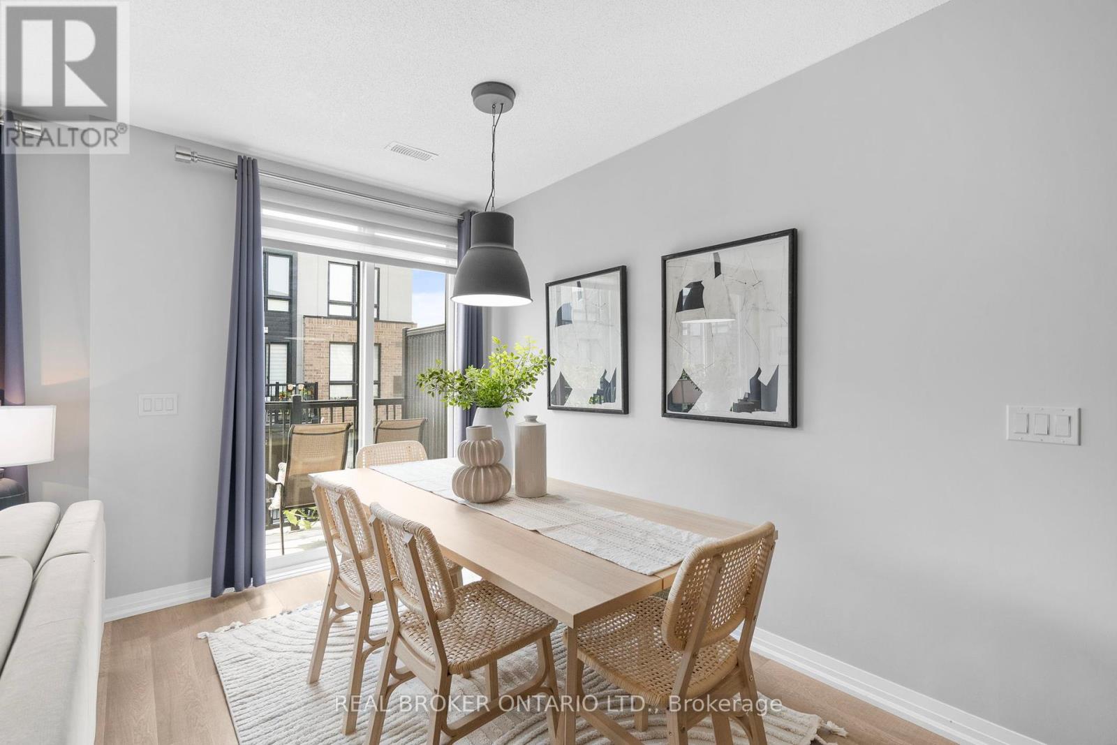 Photo 11 of 207 1204 Main Street E, Milton ON