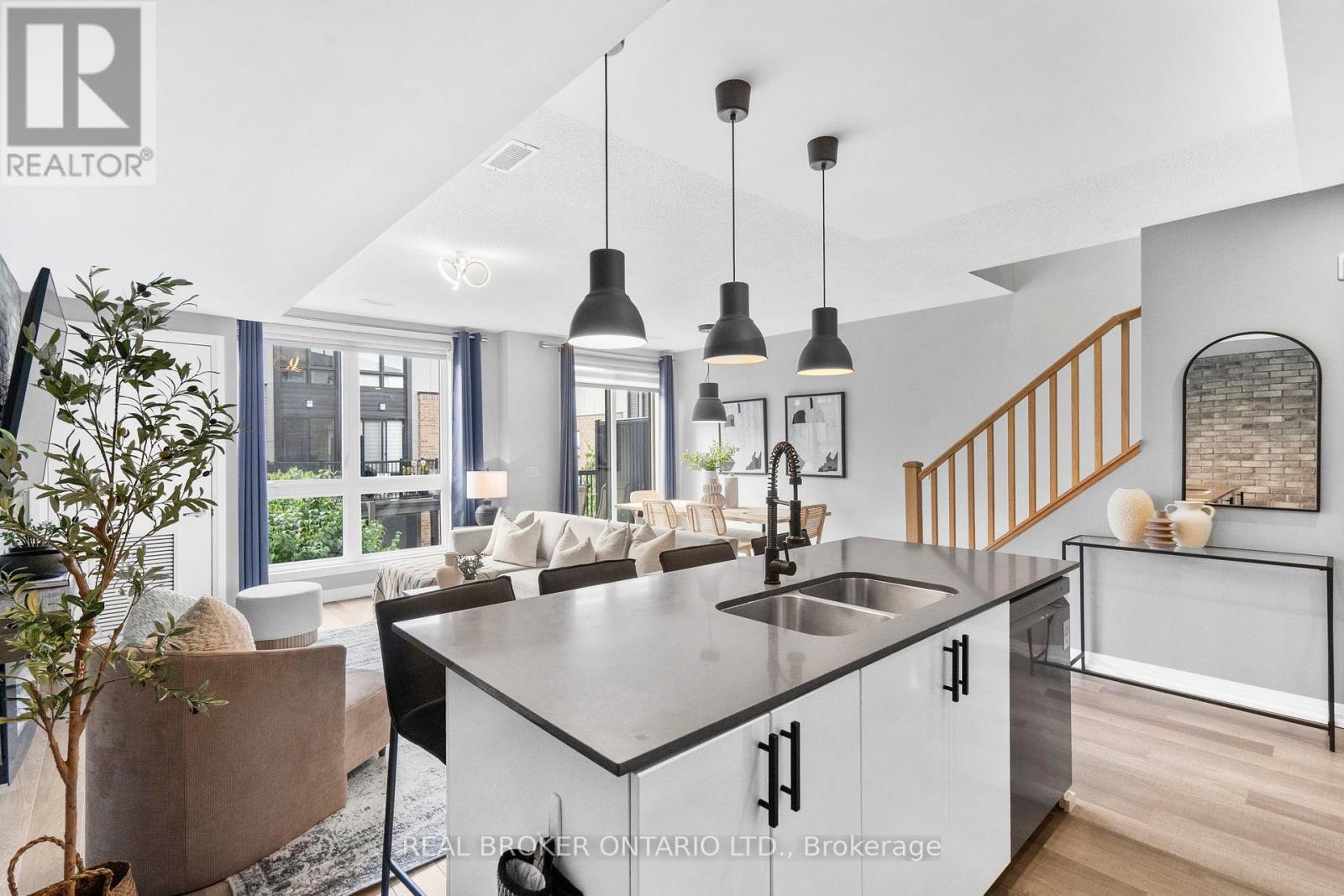 Photo 3 of 207 1204 Main Street E, Milton ON