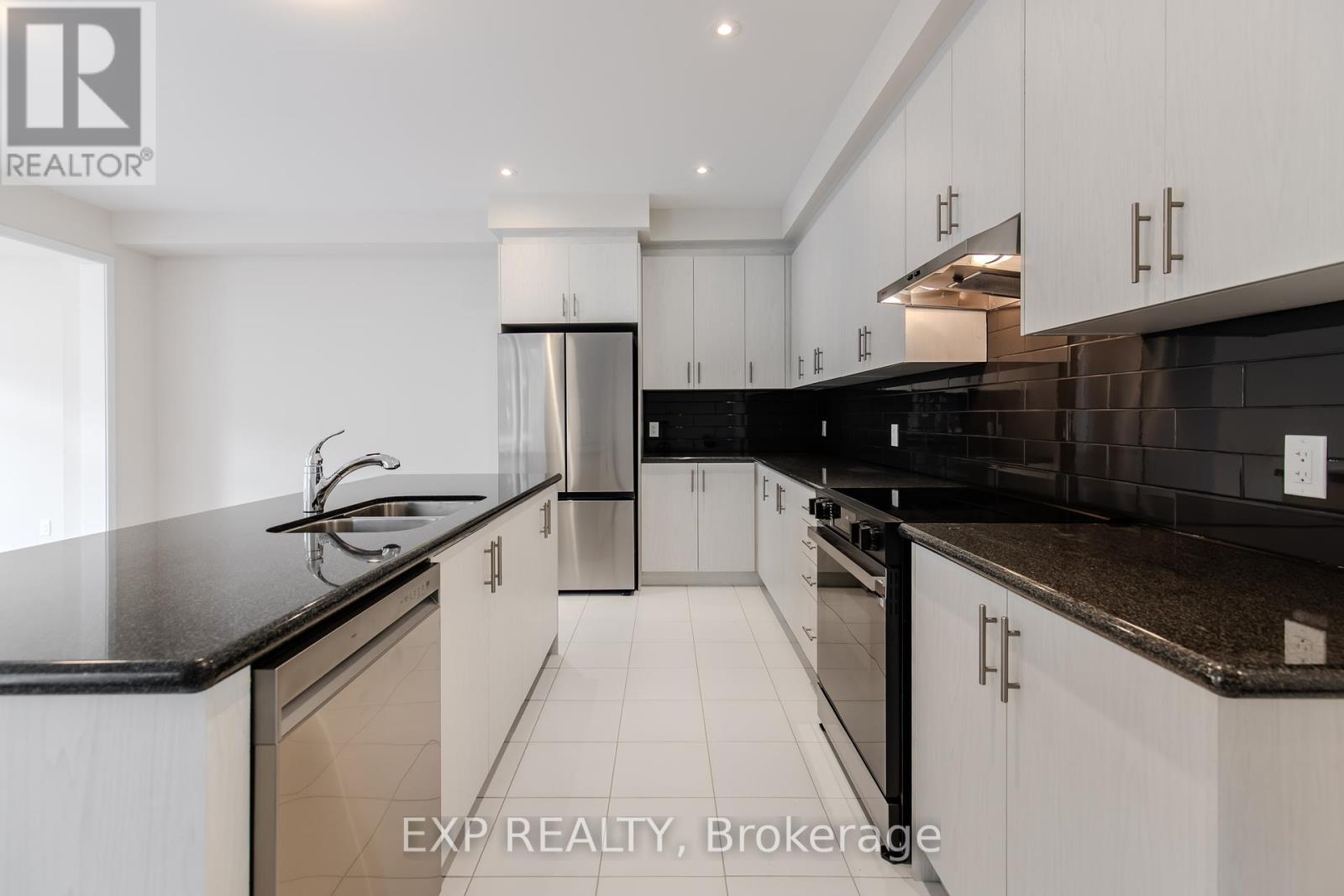 Photo 16 of 1213 Dartmouth Crescent, Oakville ON
