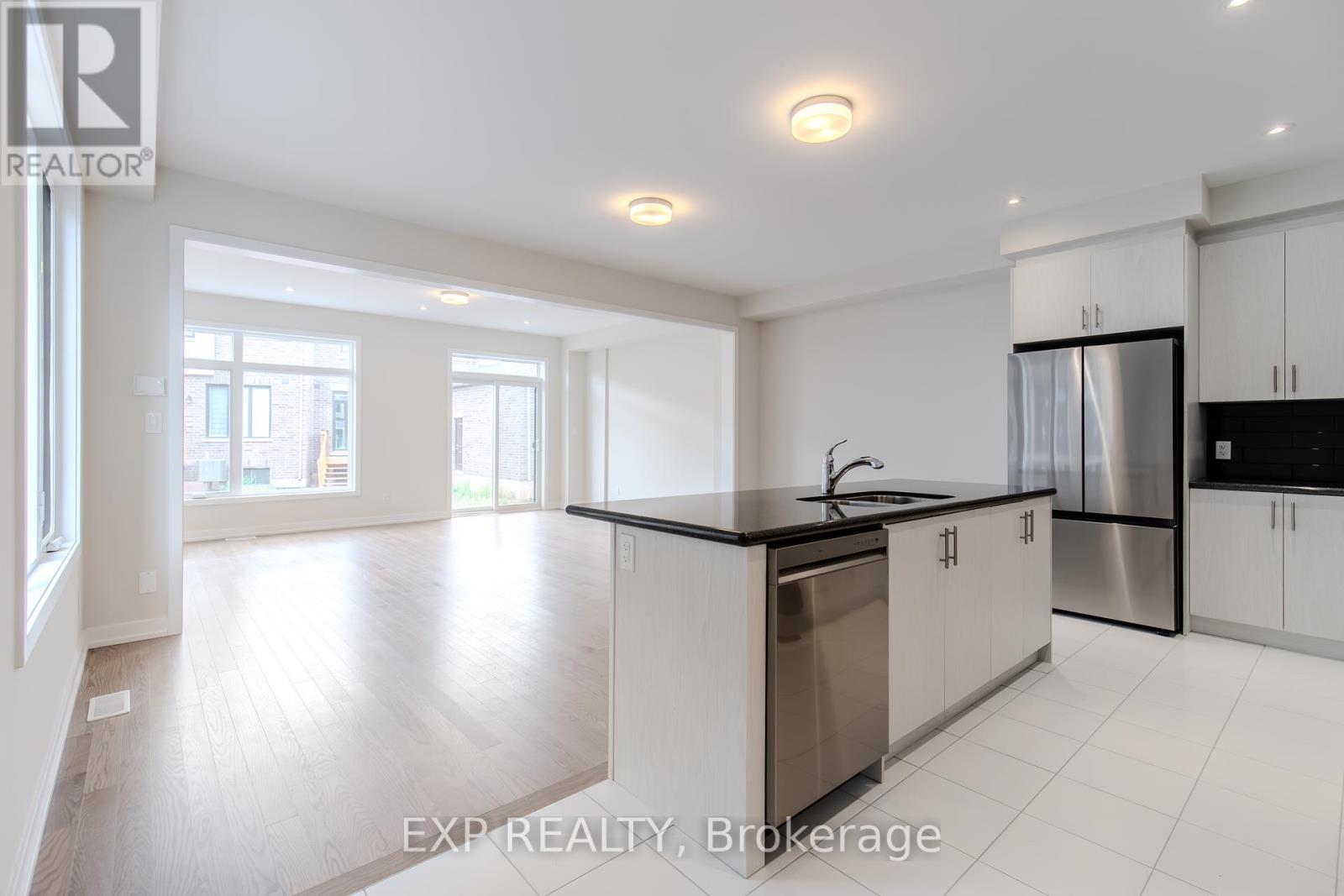 Photo 17 of 1213 Dartmouth Crescent, Oakville ON