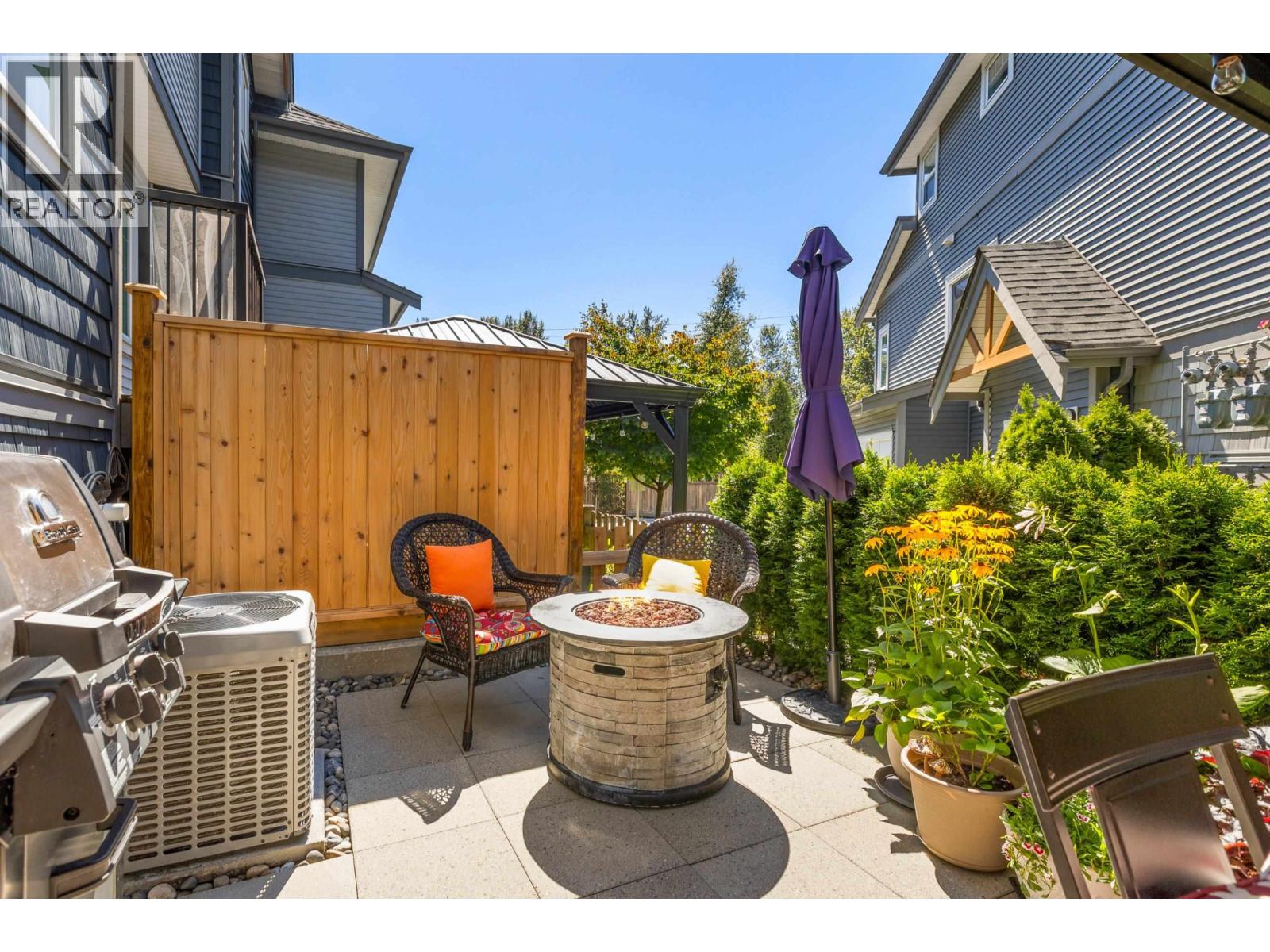 Photo 15 of 26 22810 113 Avenue, Maple Ridge BC