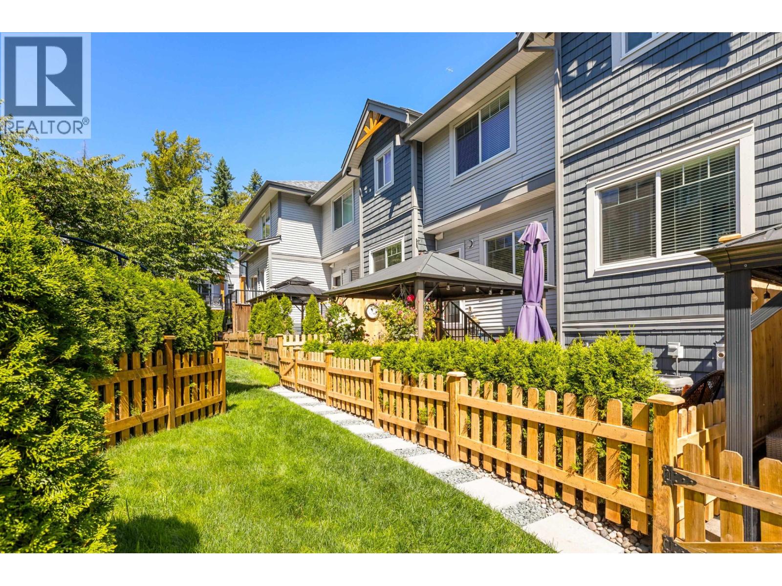 Photo 6 of 26 22810 113 Avenue, Maple Ridge BC