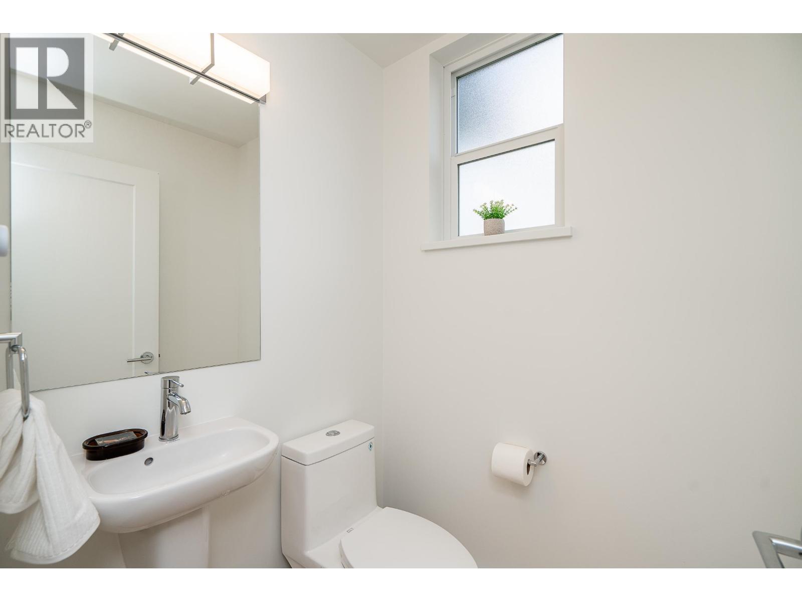 Photo 11 of 110 3489 Baycrest Avenue, Coquitlam BC