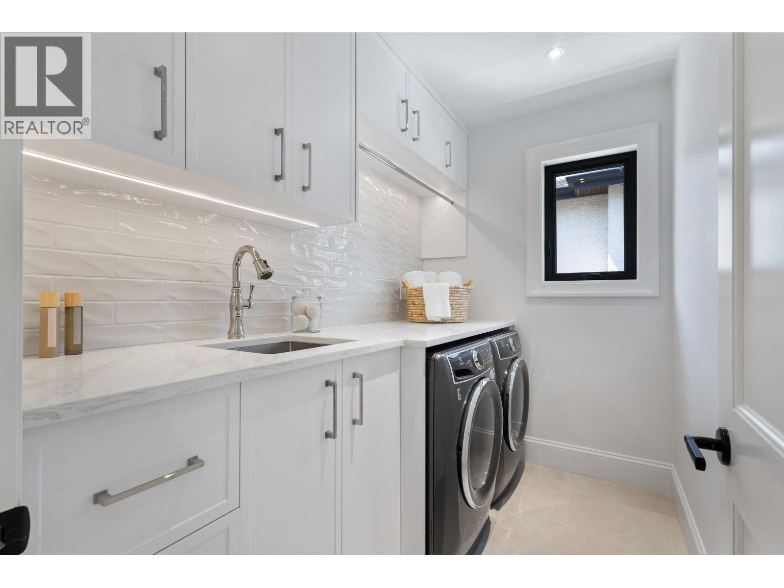 Photo 25 of 3970 Eton Street, Burnaby BC