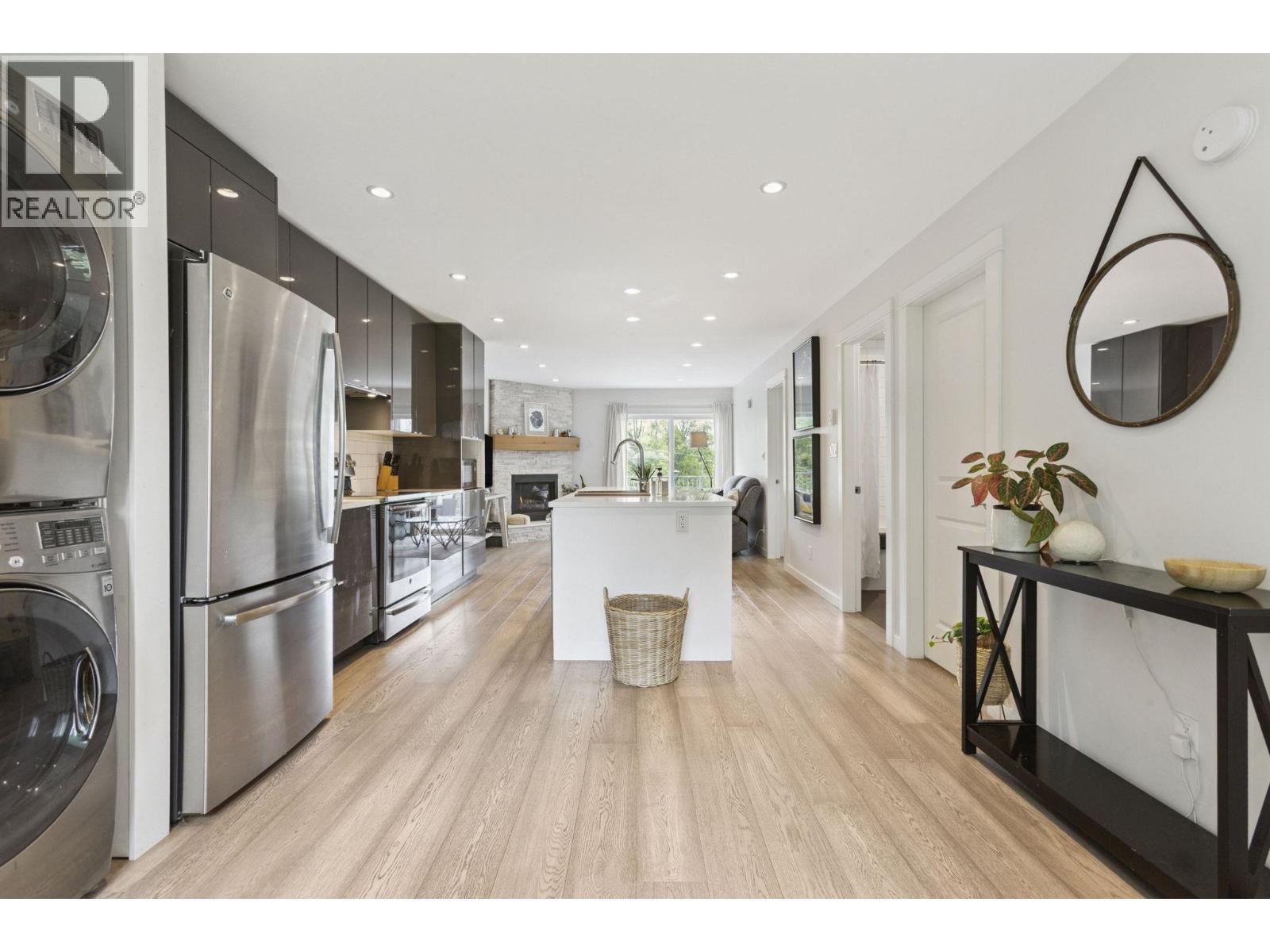 Photo 2 of 4137 Yale Street, Burnaby BC