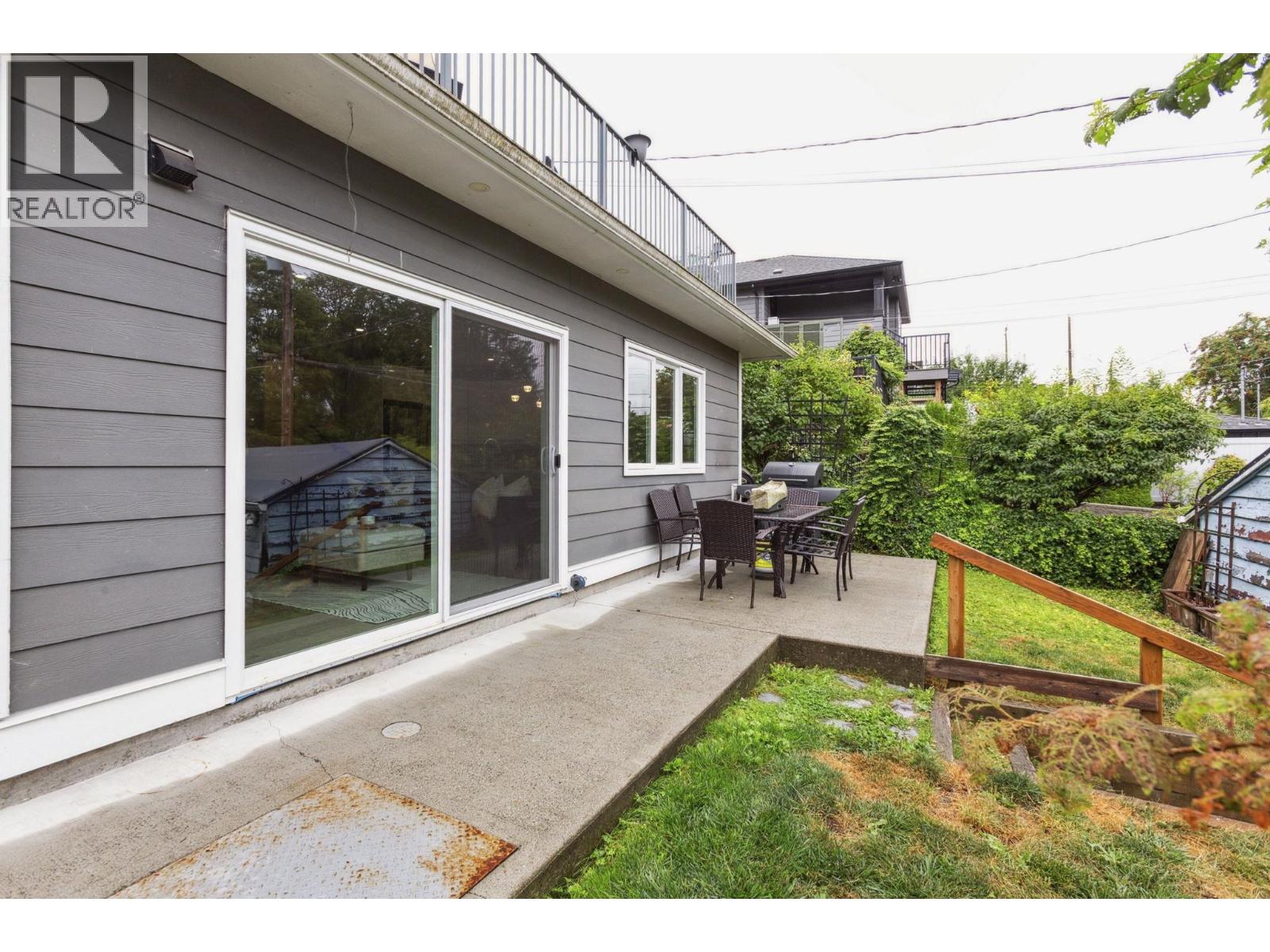 Photo 21 of 4137 Yale Street, Burnaby BC