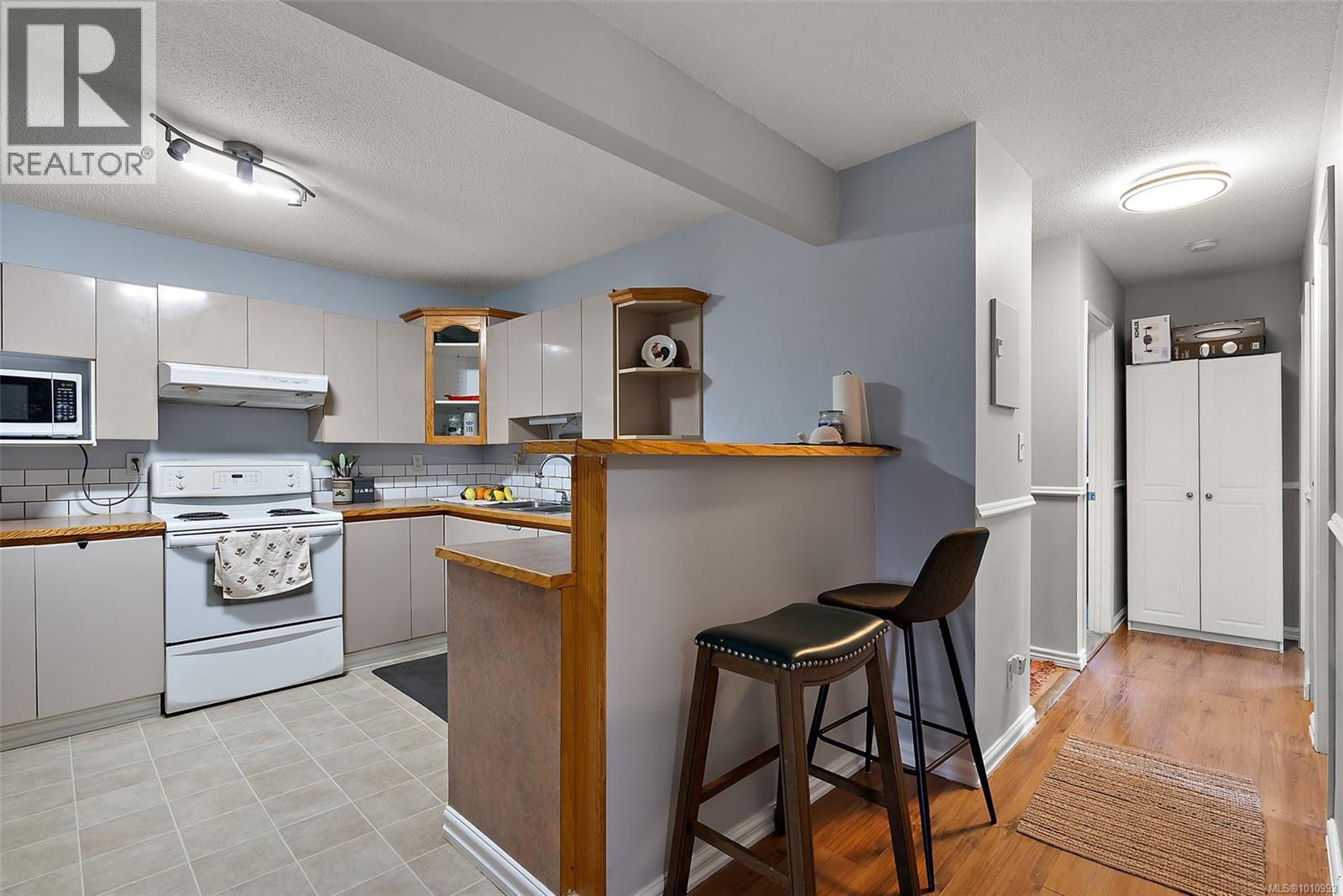 Photo 8 of 109 636 Granderson Rd, Langford BC
