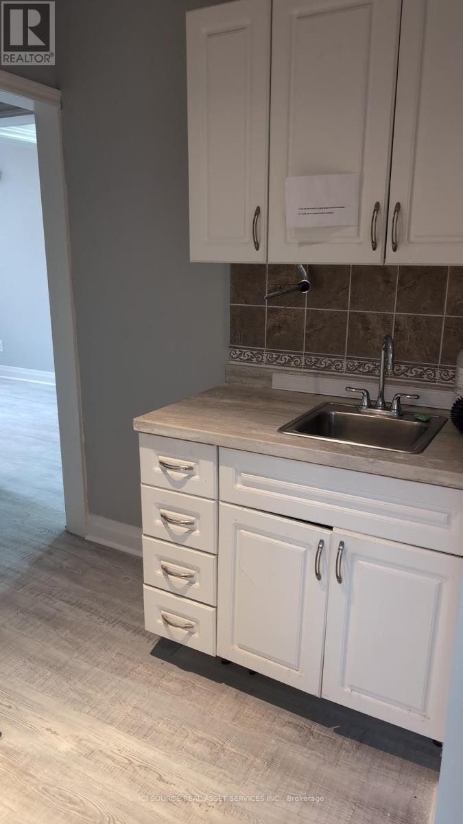 Photo 5 of Main Floor 504 Main Street E, Hamilton ON