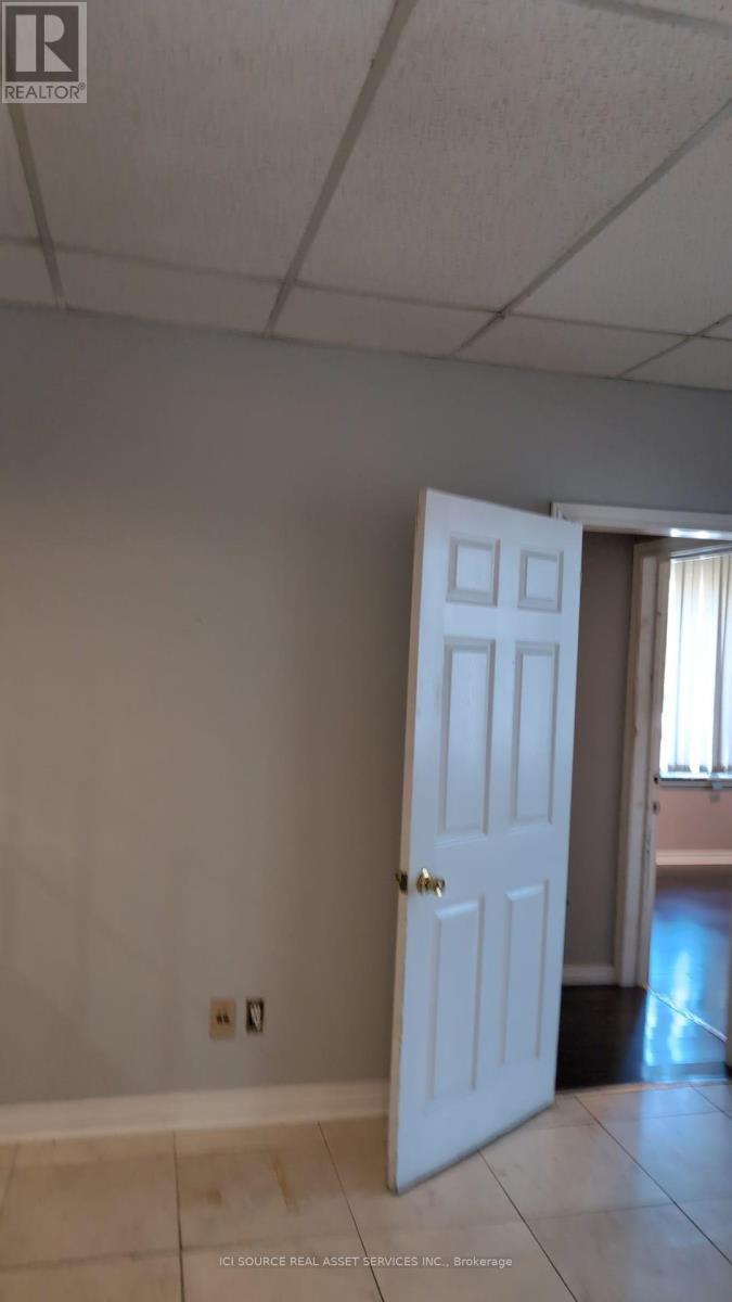 Photo 2 of Main Floor 504 Main Street E, Hamilton ON
