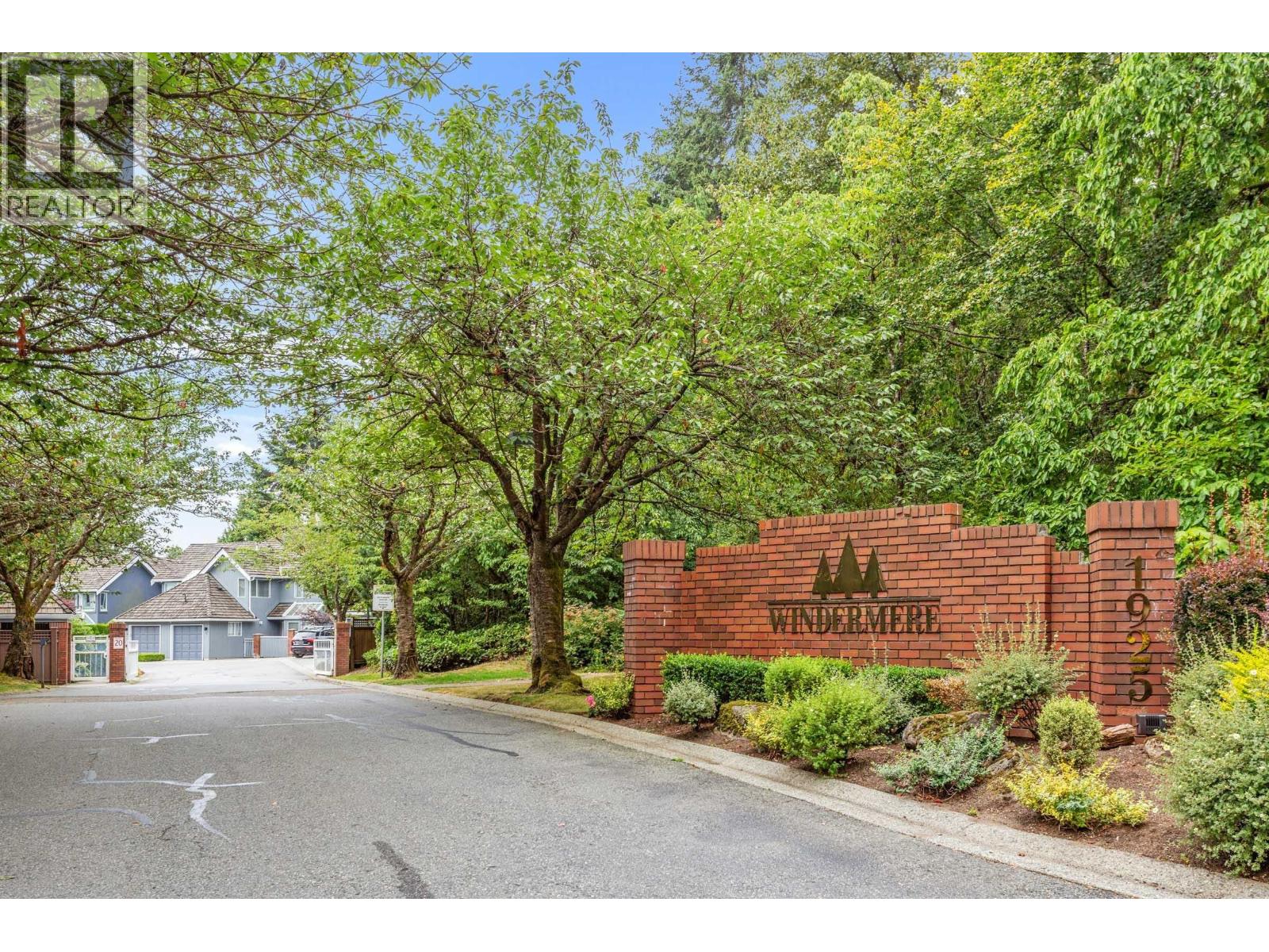 Photo 38 of 36 1925 Indian River Crescent, North Vancouver BC