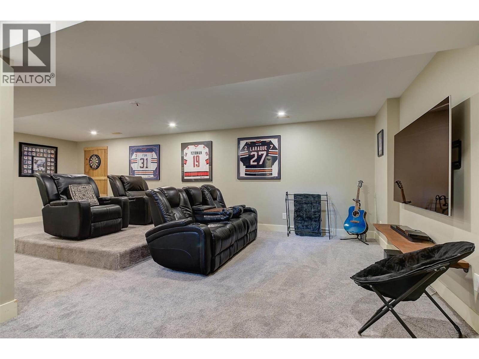  2091 Rose Anne Court, West Kelowna
