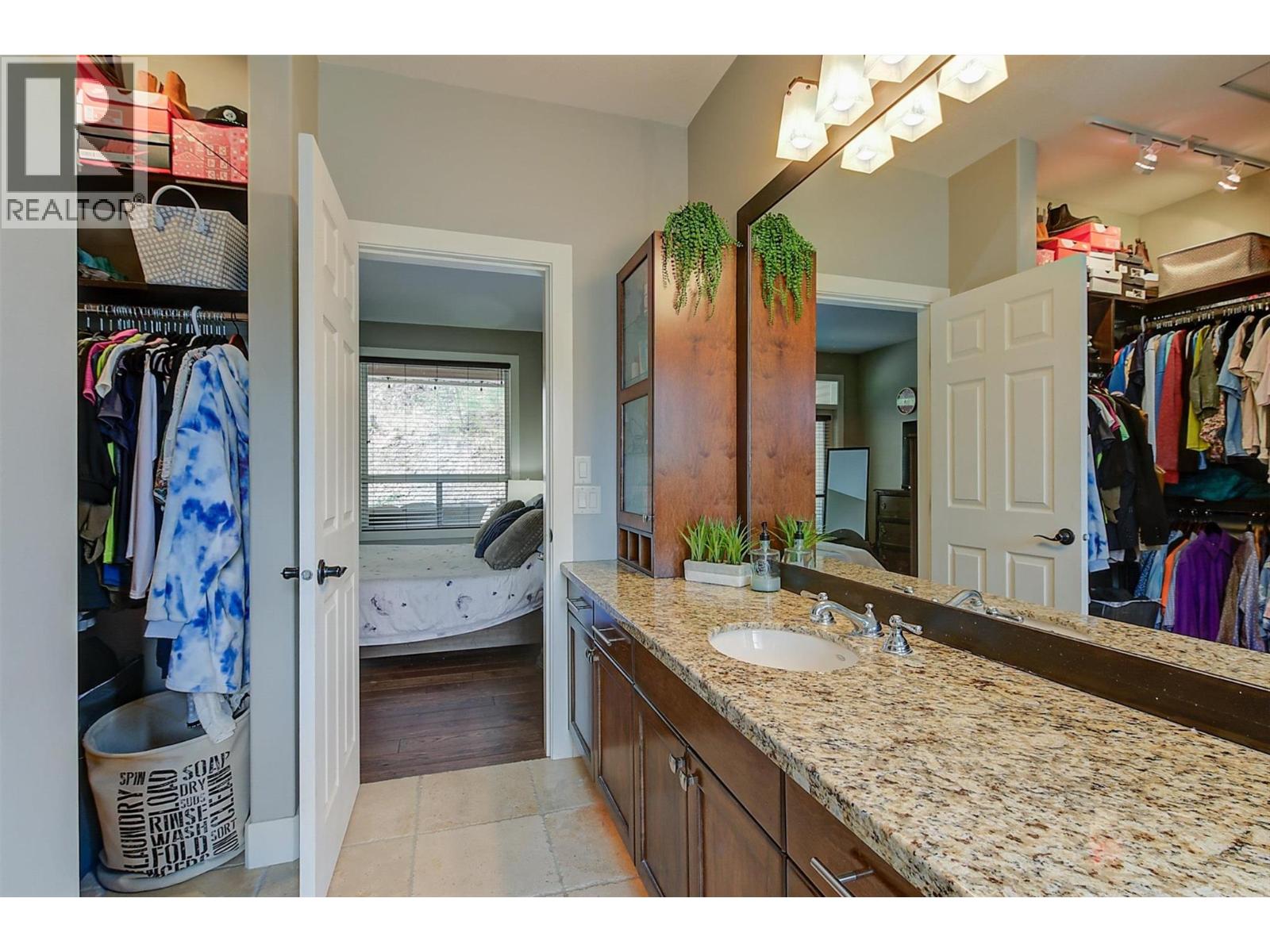  2091 Rose Anne Court, West Kelowna