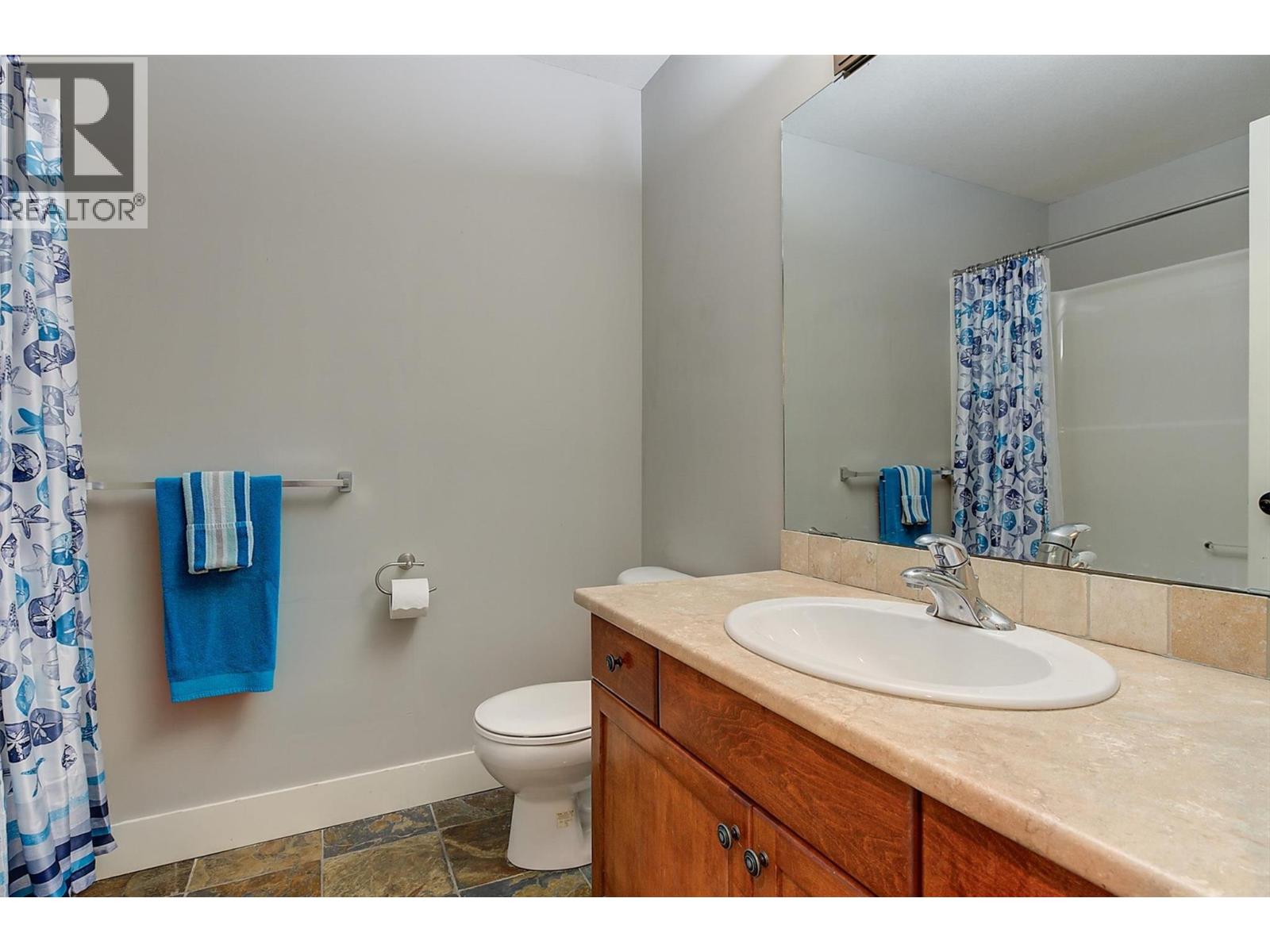  2091 Rose Anne Court, West Kelowna
