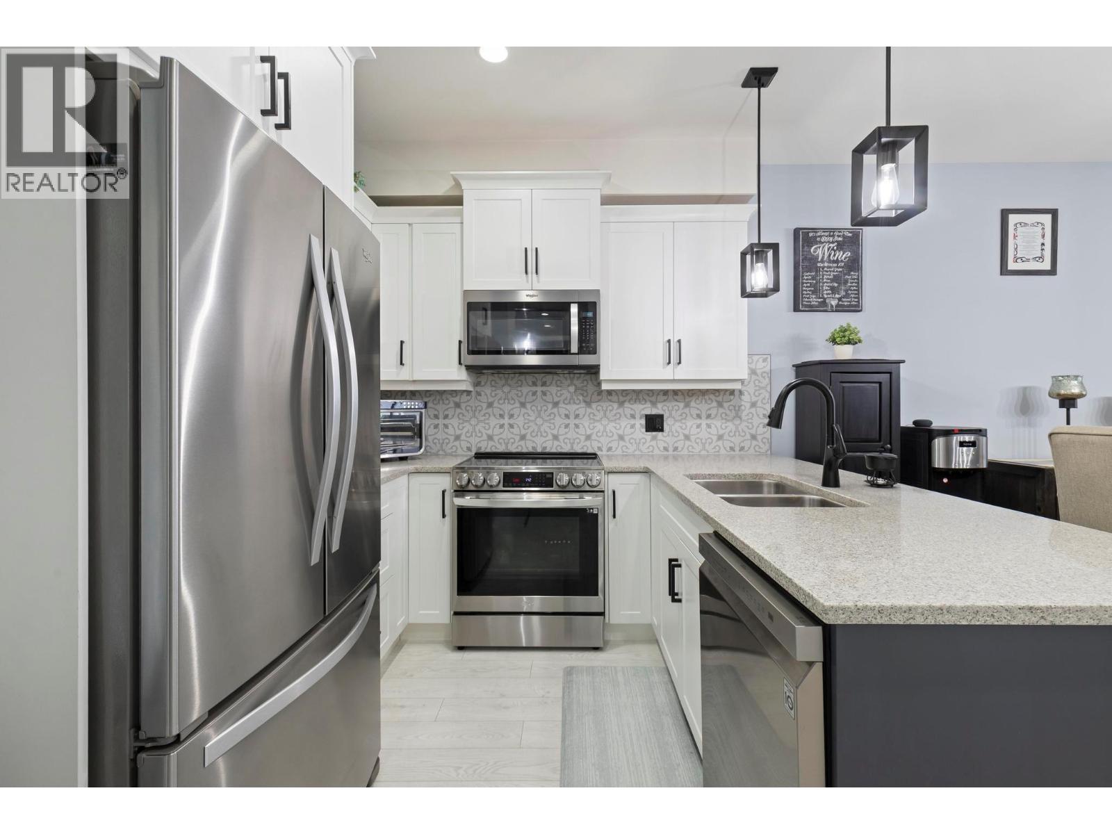 45 3359 Cougar Road, Westbank