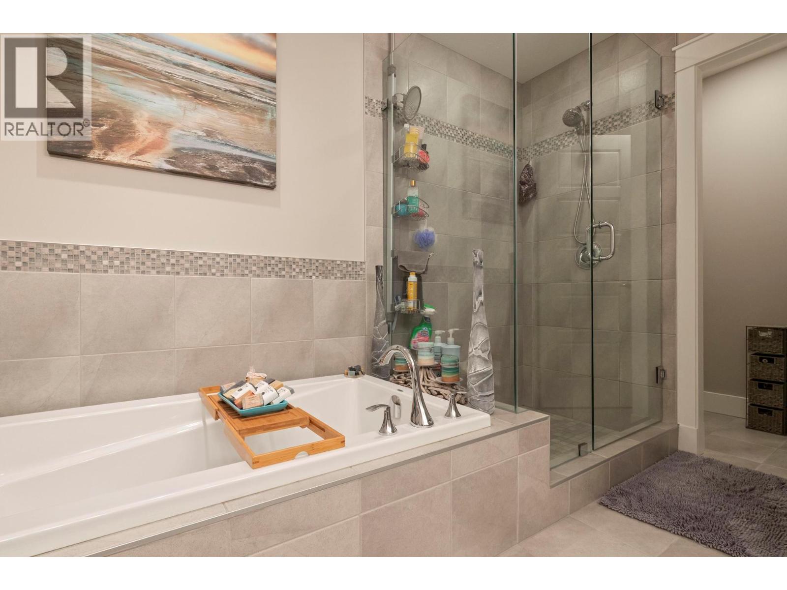 45 3359 Cougar Road, Westbank
