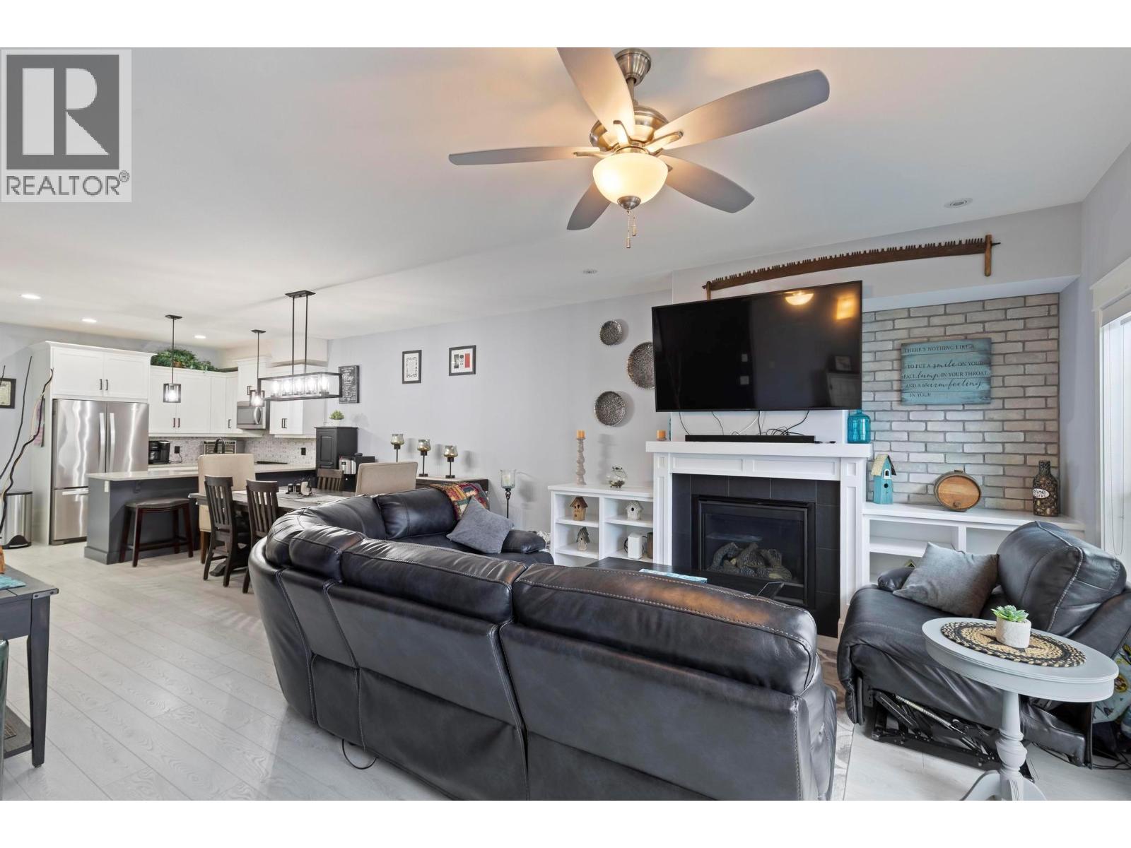 45 3359 Cougar Road, Westbank