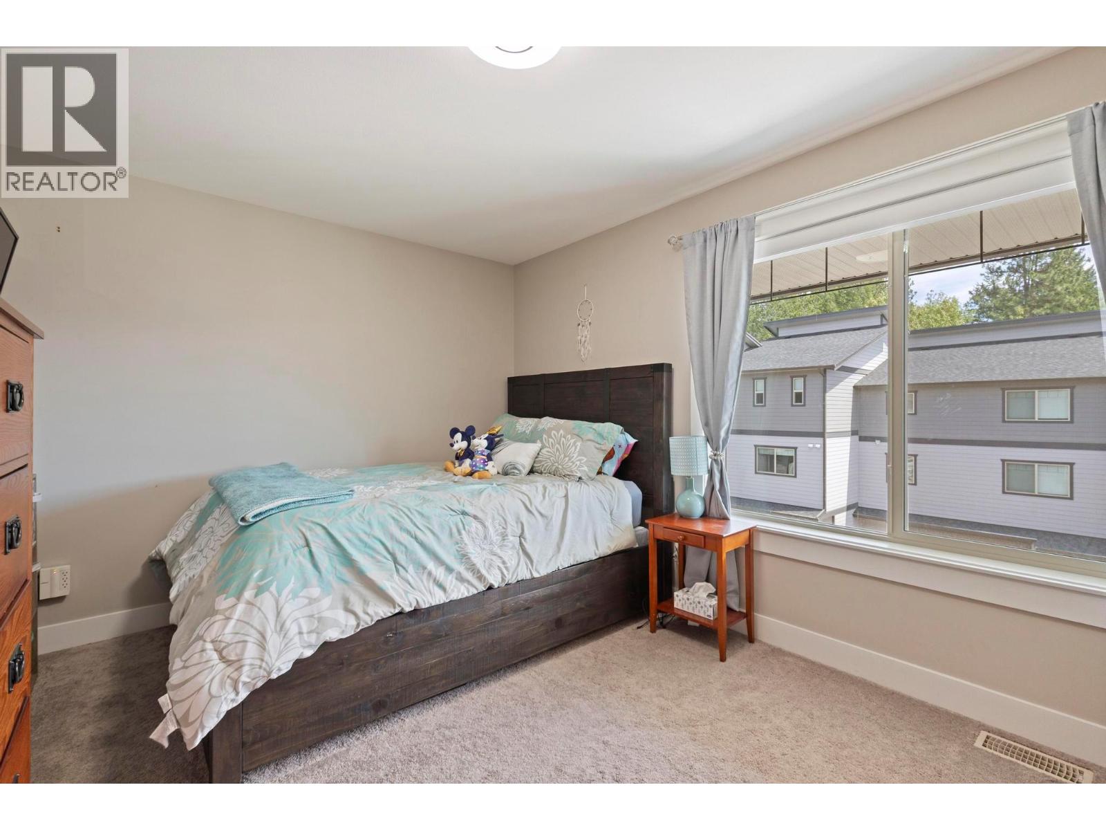 45 3359 Cougar Road, Westbank