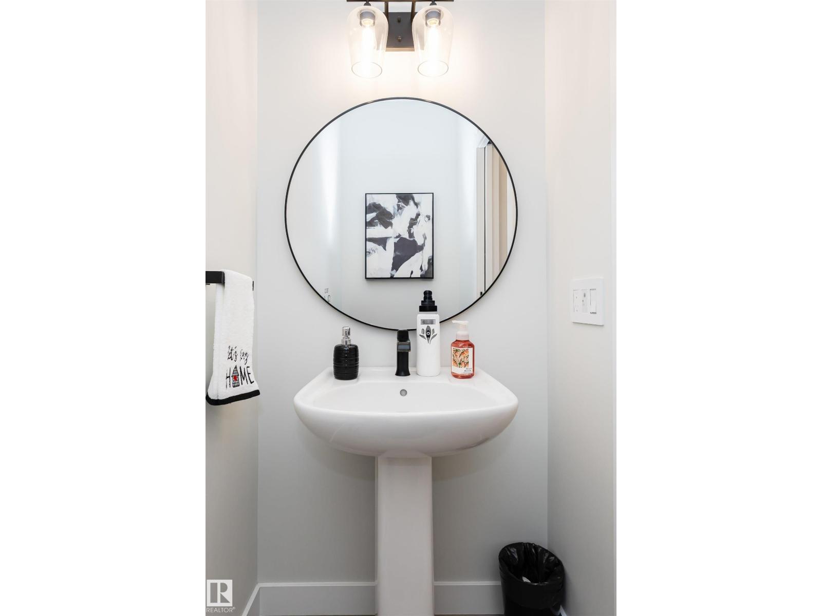 Photo 15 of 7343 179 Av Nw, Edmonton AB