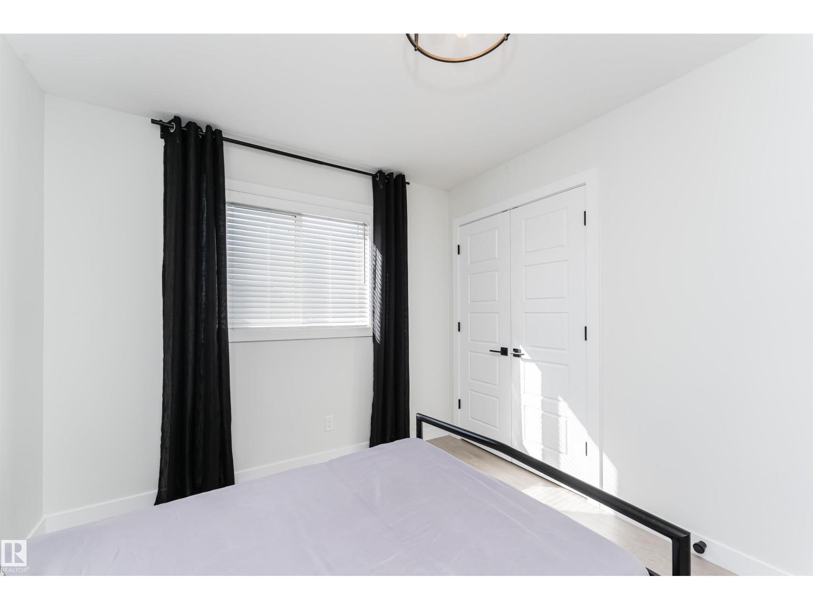 Photo 5 of 7343 179 Av Nw, Edmonton AB