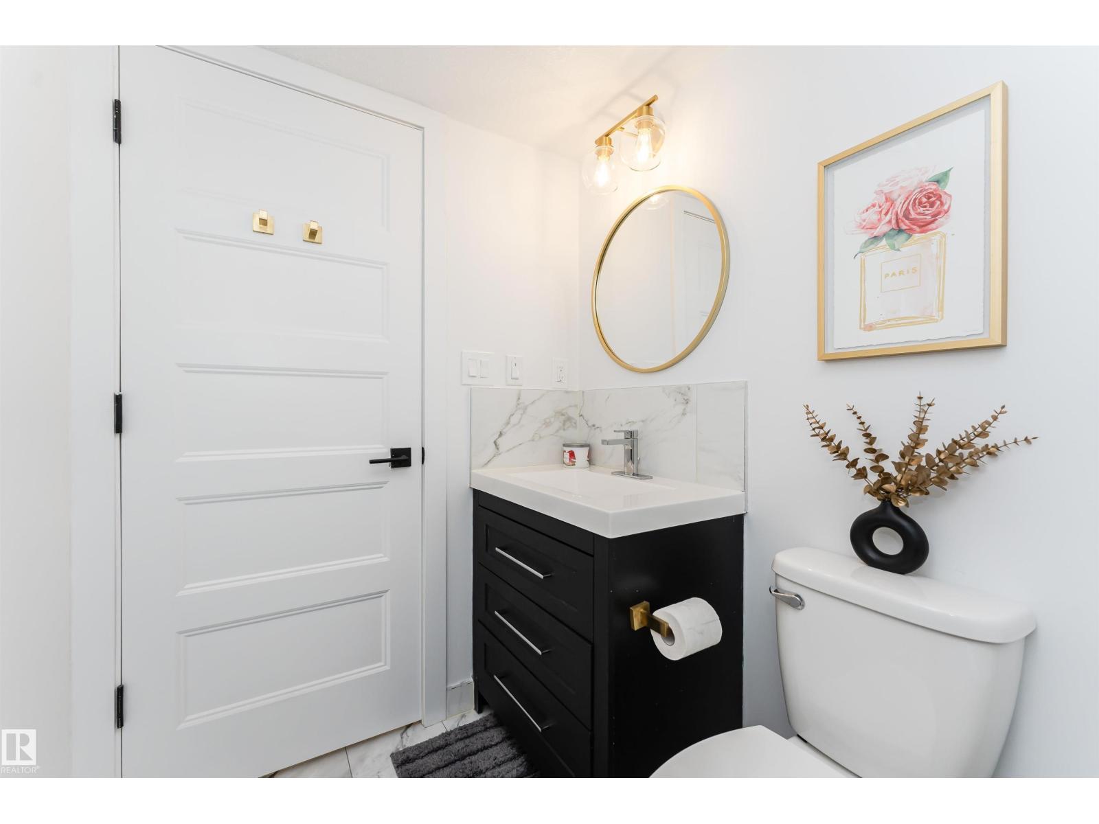 Photo 14 of 7343 179 Av Nw, Edmonton AB