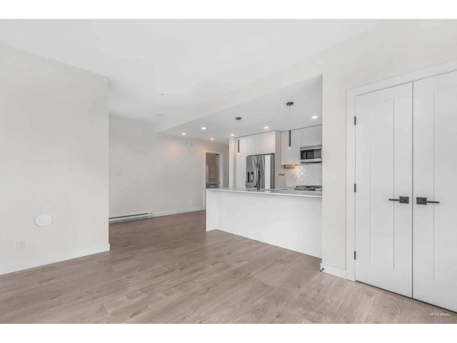 Photo 12 of 605 20019 83 A Avenue, Langley BC