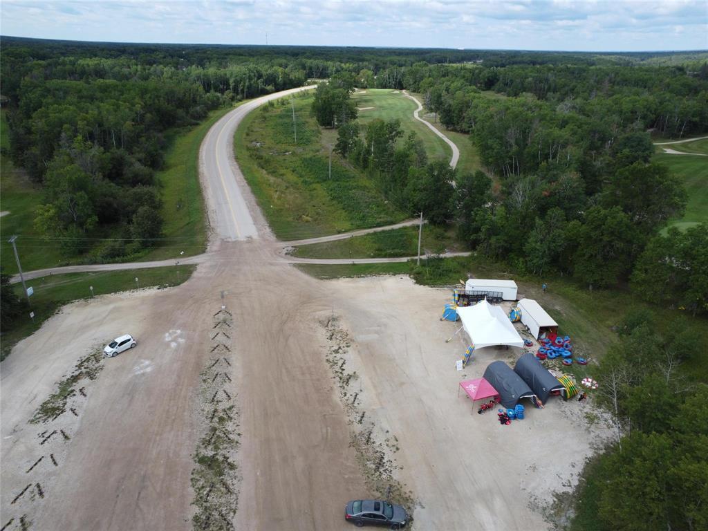 Photo 48 of 4 Bessborough Avenue, Pinawa MB