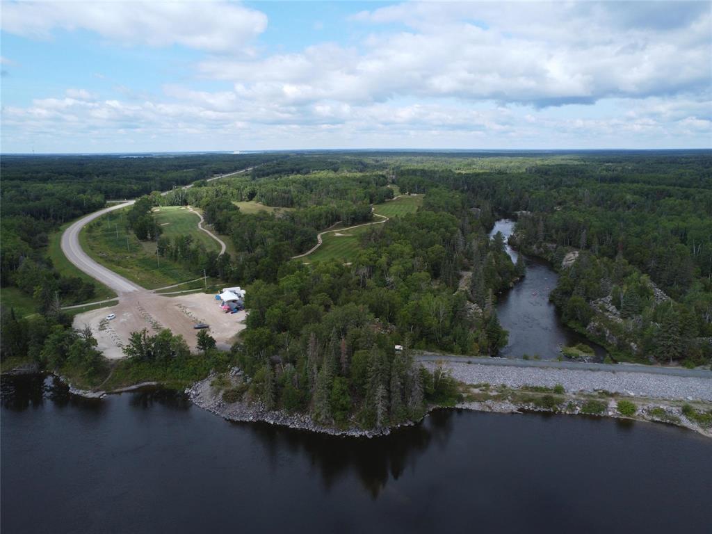 Photo 46 of 4 Bessborough Avenue, Pinawa MB