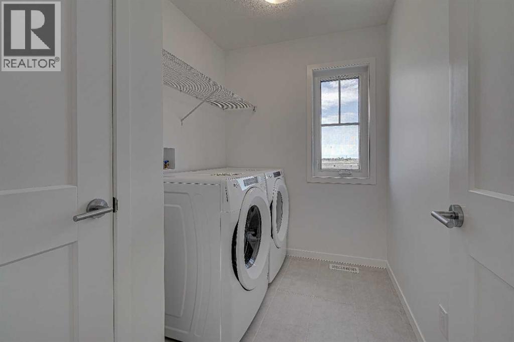 Photo 8 of 227 Vista Road, Crossfield AB