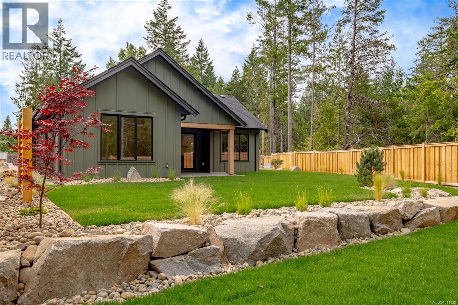 Photo 19 of 504 Juniper Dr, Qualicum Beach BC
