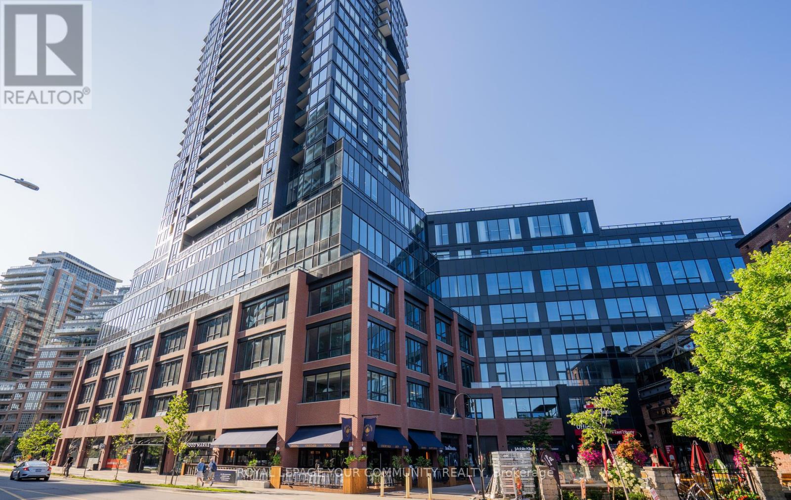Photo 2 of 811 135 East Liberty Street, Toronto ON