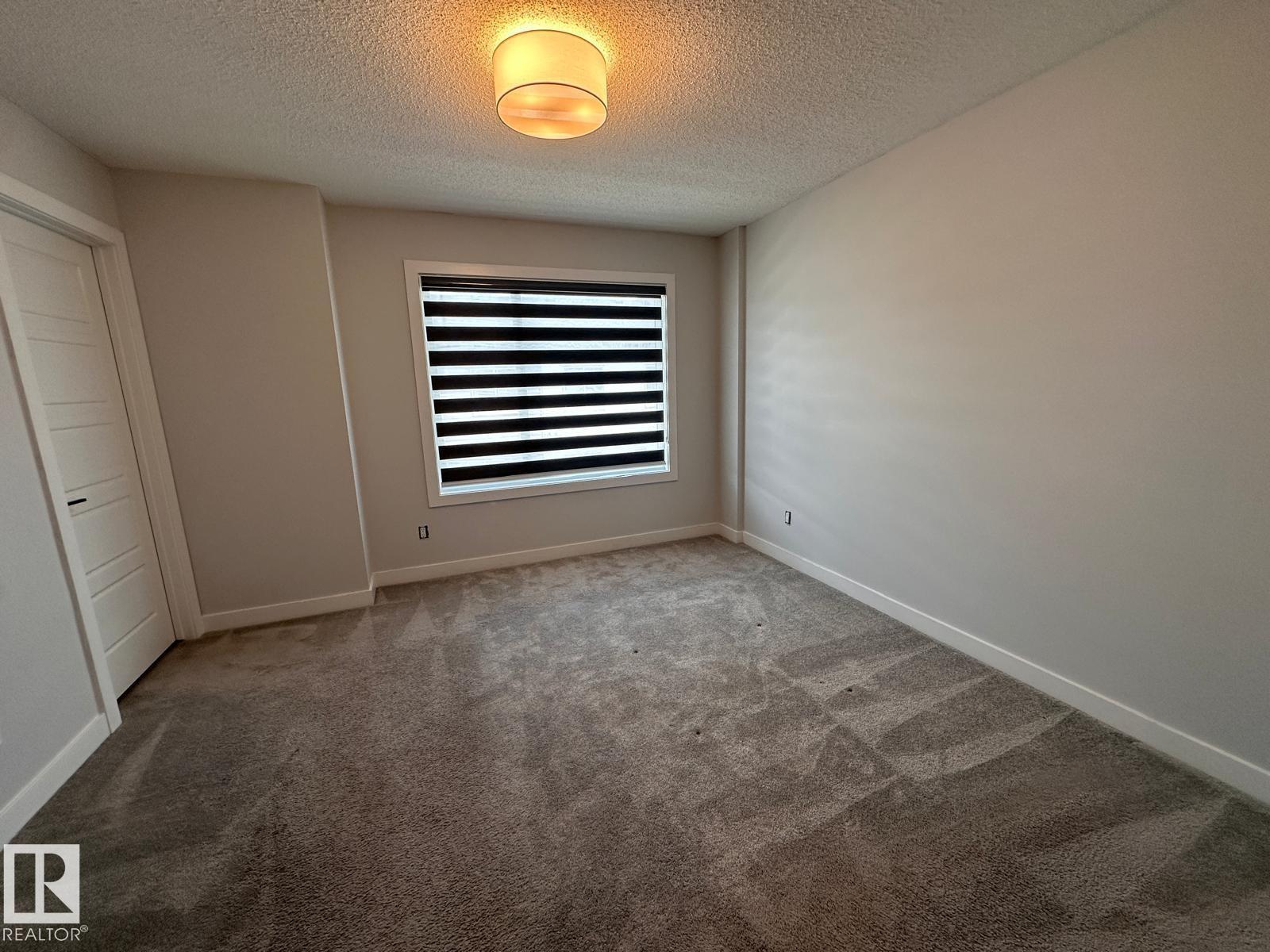 Photo 10 of 156 804 Welsh Dr Sw, Edmonton AB