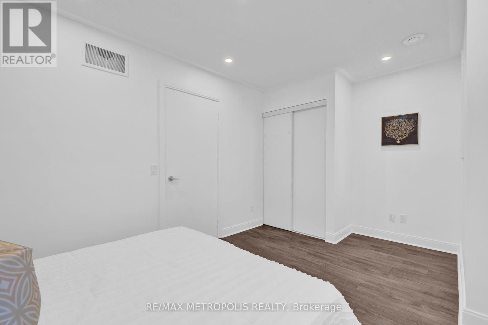 Photo 44 of Th 55 295 Village Green Square, Toronto ON