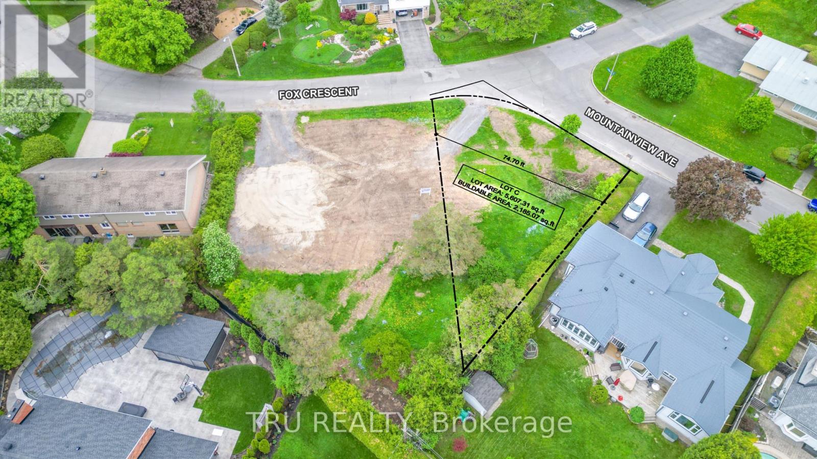 Photo 8 of 854 Mountainview Avenue, Ottawa ON