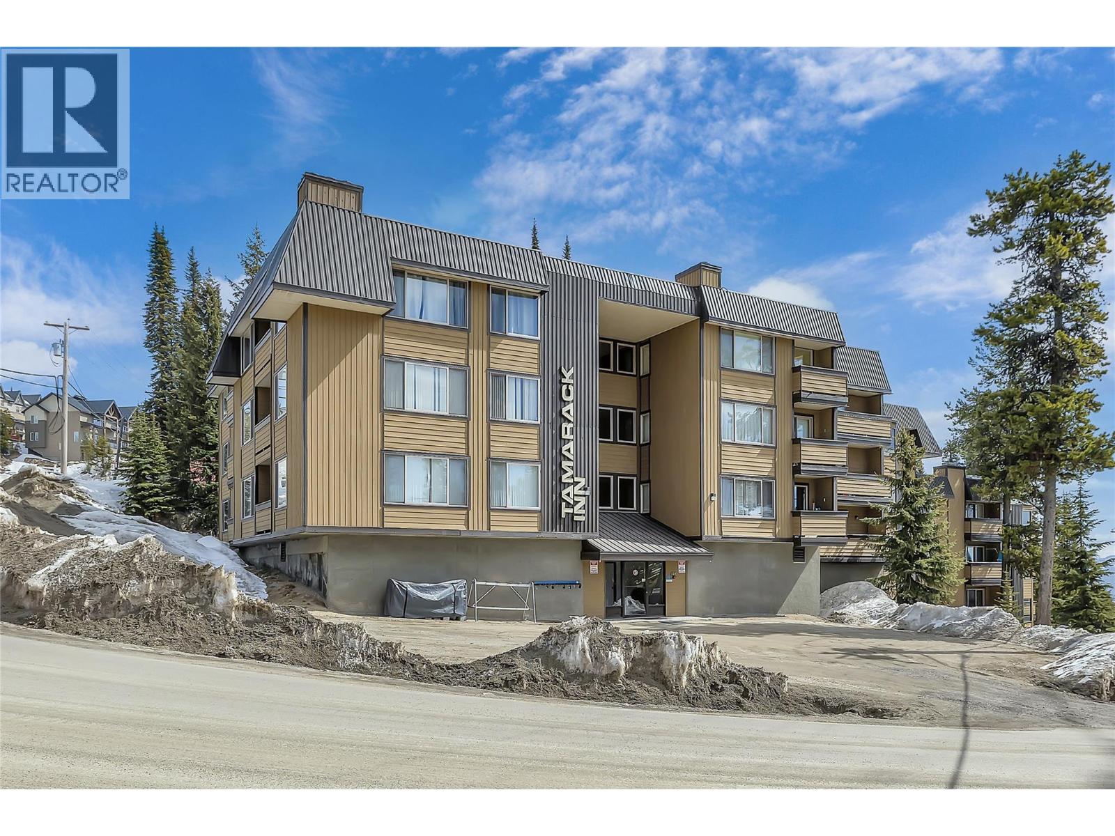 211 6375 Whiskey Jack Road, Big White