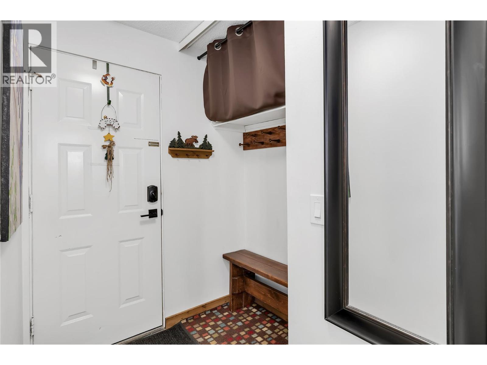 211 6375 Whiskey Jack Road, Big White
