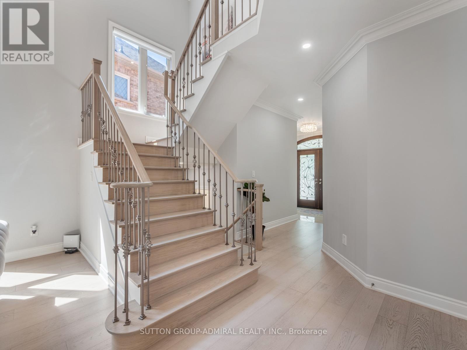Photo 16 of 60 Starwood Road, Vaughan ON