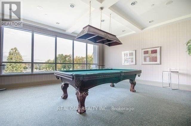 Photo 9 of 803 15 North Park Road, Vaughan ON