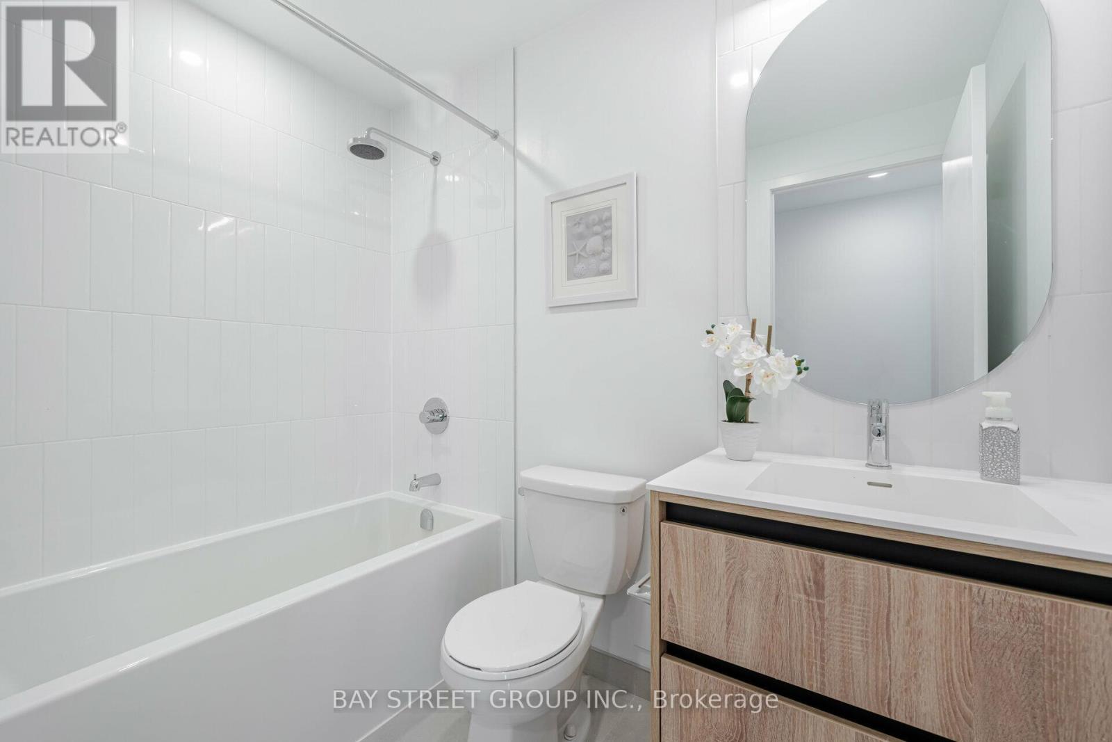 Photo 7 of 1515 7950 Bathurst Street, Vaughan ON
