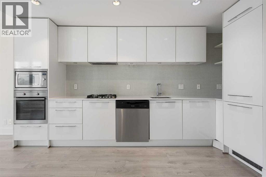 Single Family House High rise for Sale in    Avenue SW Beltline Calgary 